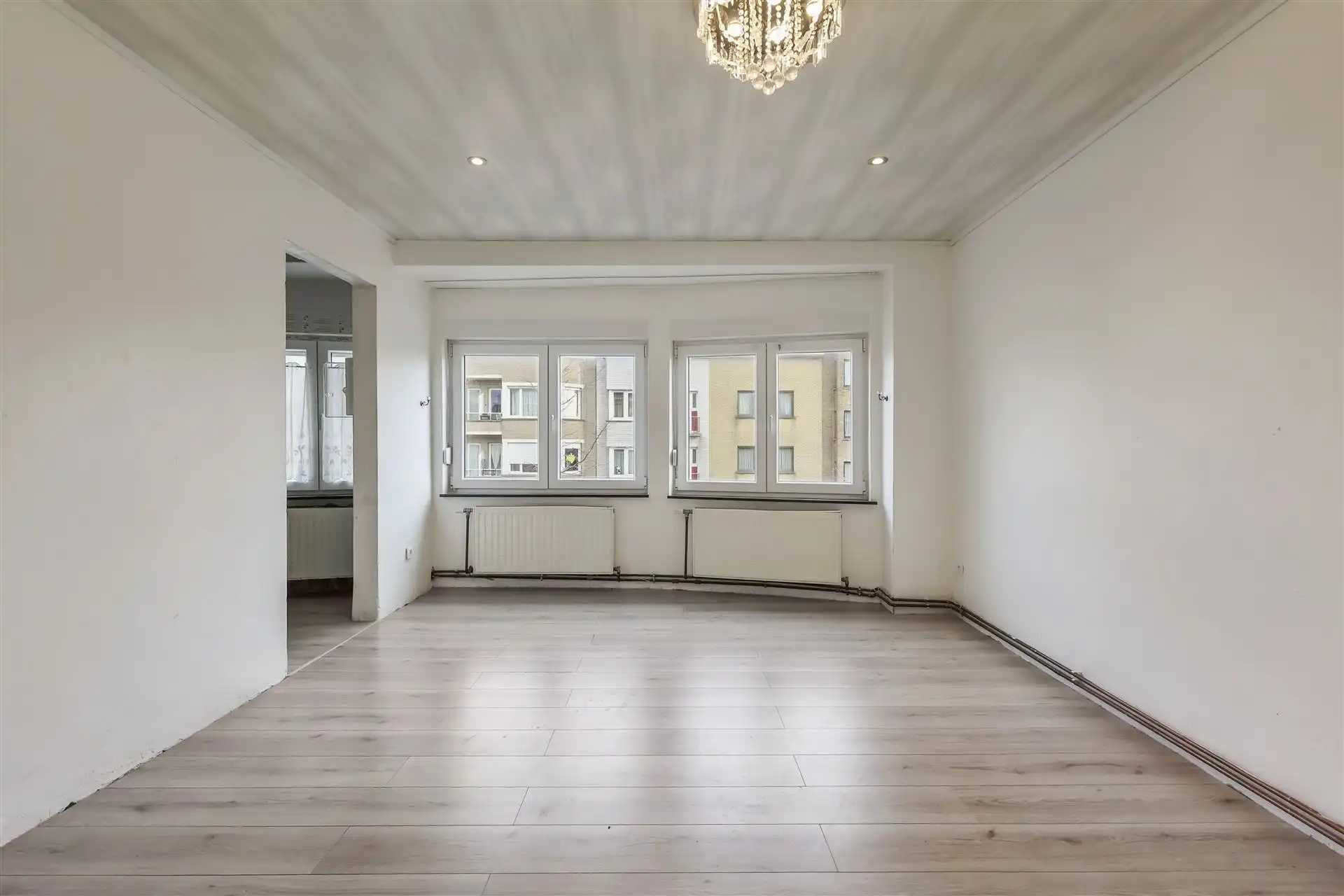 ZONNIG / LAGE ALGEMENE KOSTEN  foto 3