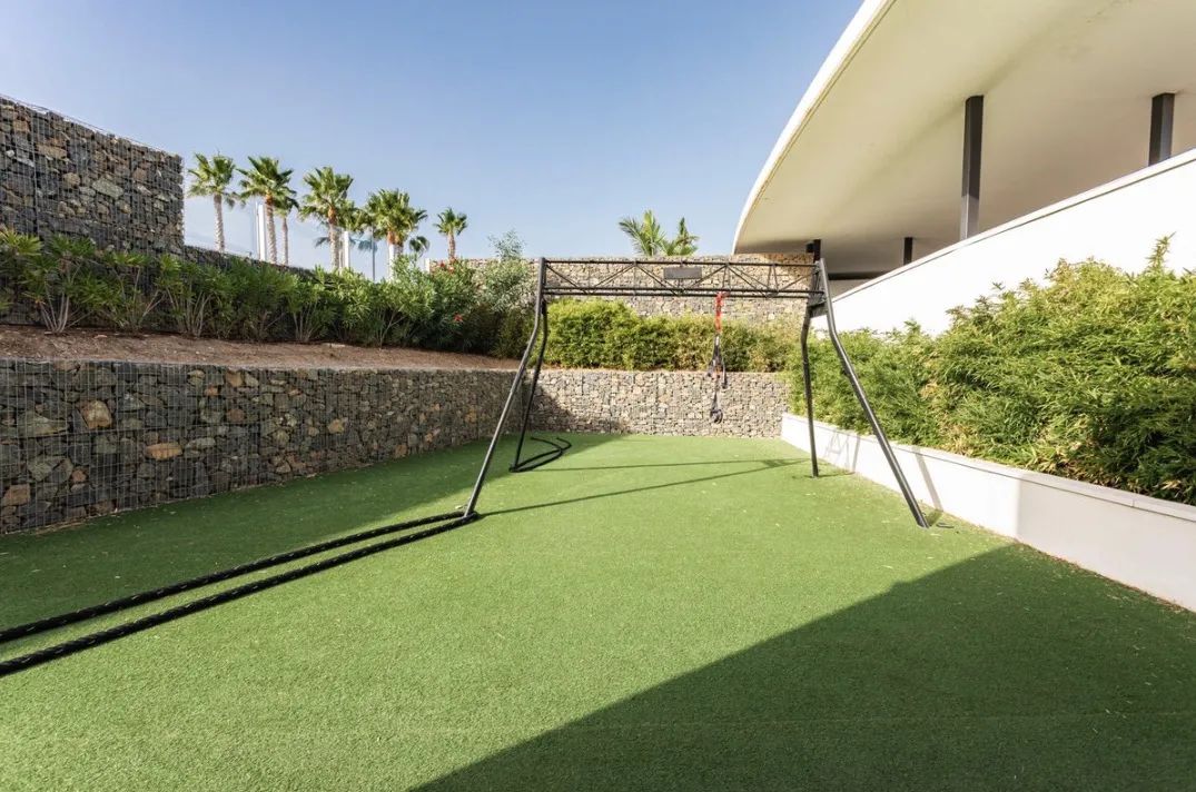 Exclusief frontline beach appartement in Estepona – wonen in pure luxe met spectaculair zeezicht! foto 26