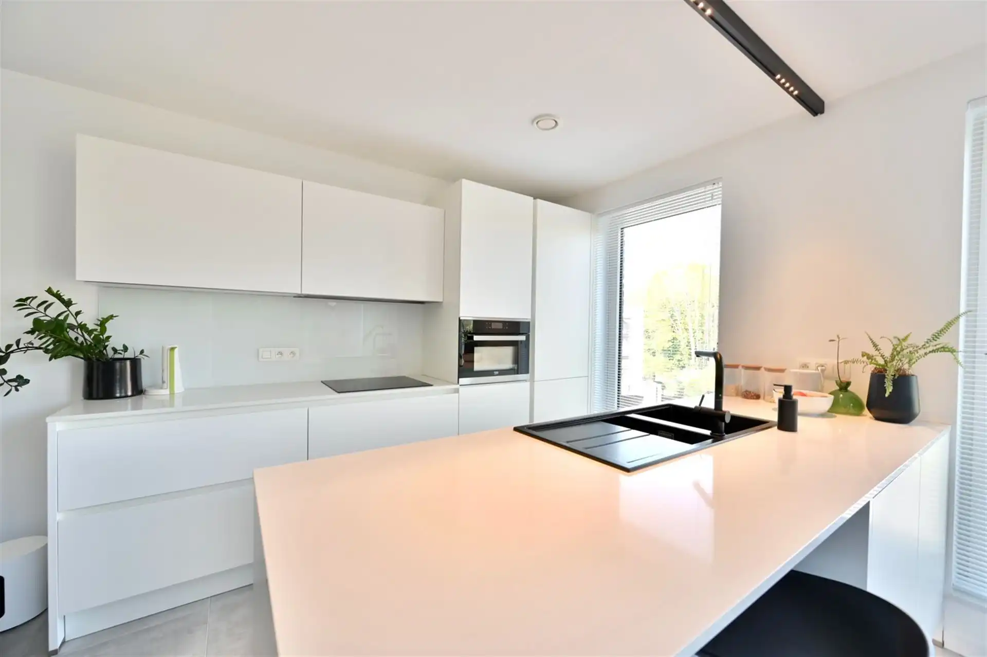 Stijlvol en energiezuinig appartement met 2 slaapkamers en groen uitzicht foto 9