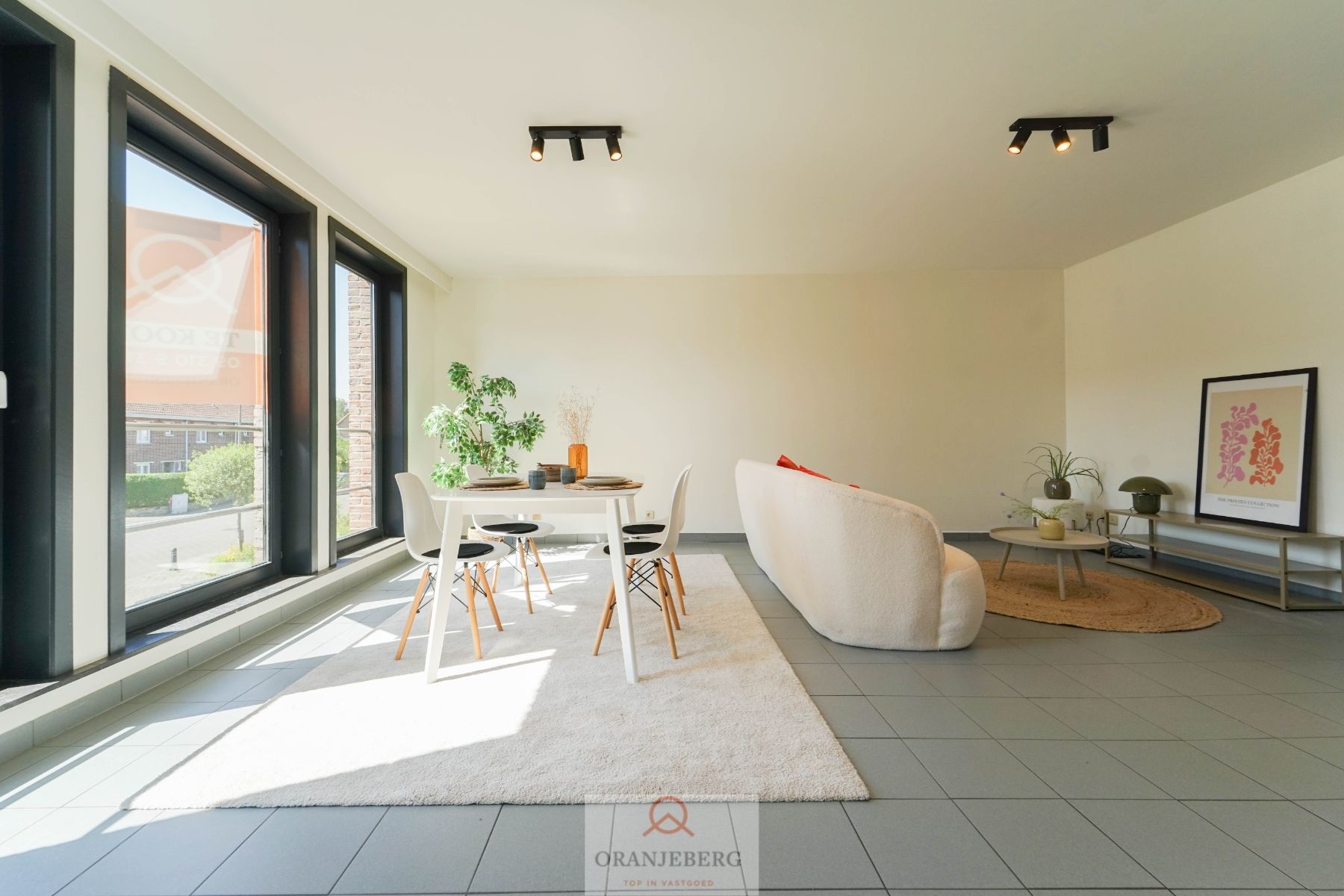 Lichtrijk 2-slpk appartement Wondelgem foto 2