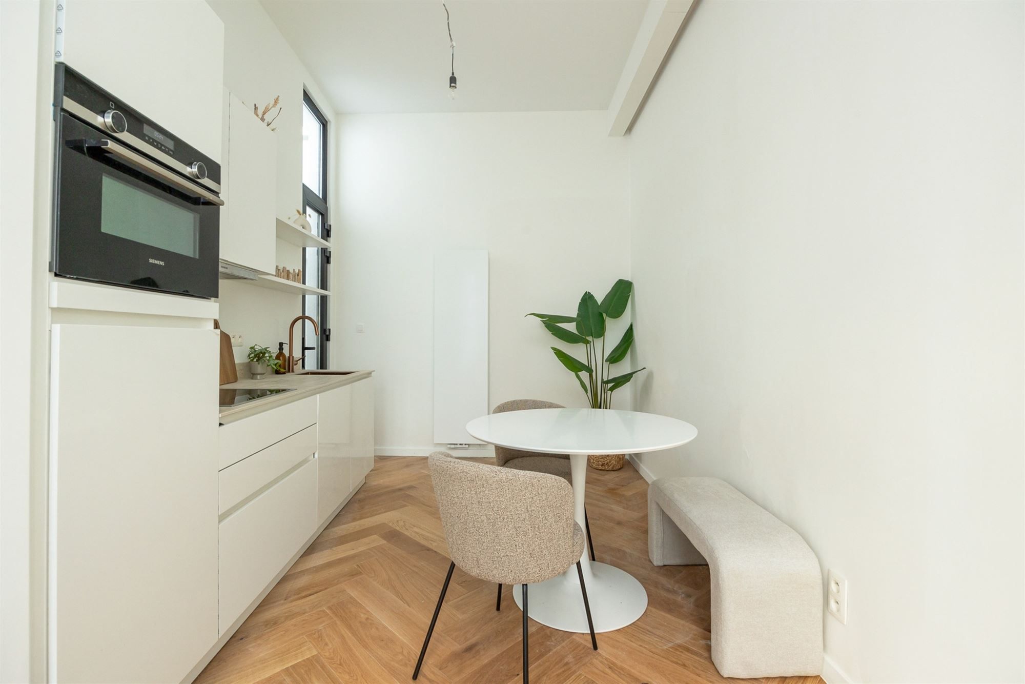Prachtige gerenoveerde woning, ideaal ook als investering foto 7