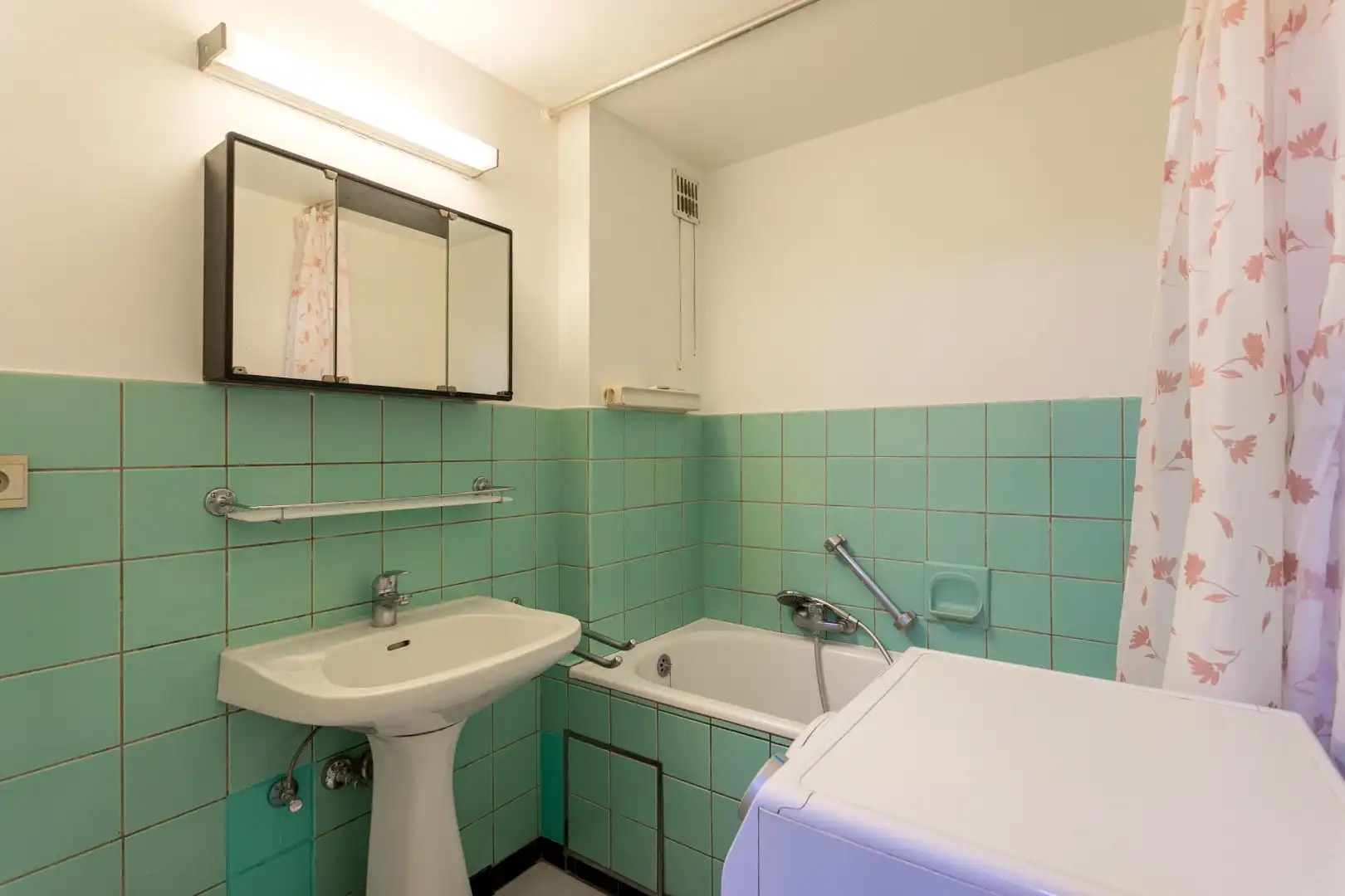 Appartement met 2 slaapkamers, terras en kelder te Anderlecht foto 6