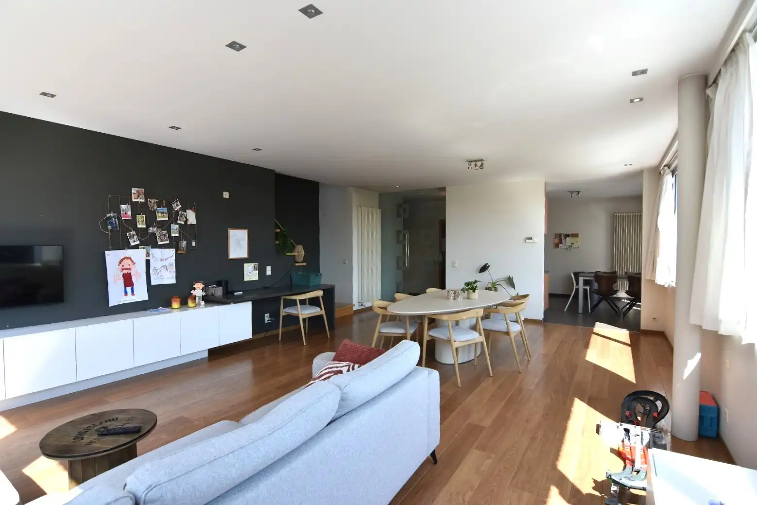 Ruim duplex appartement in hartje Rumbeke foto 11