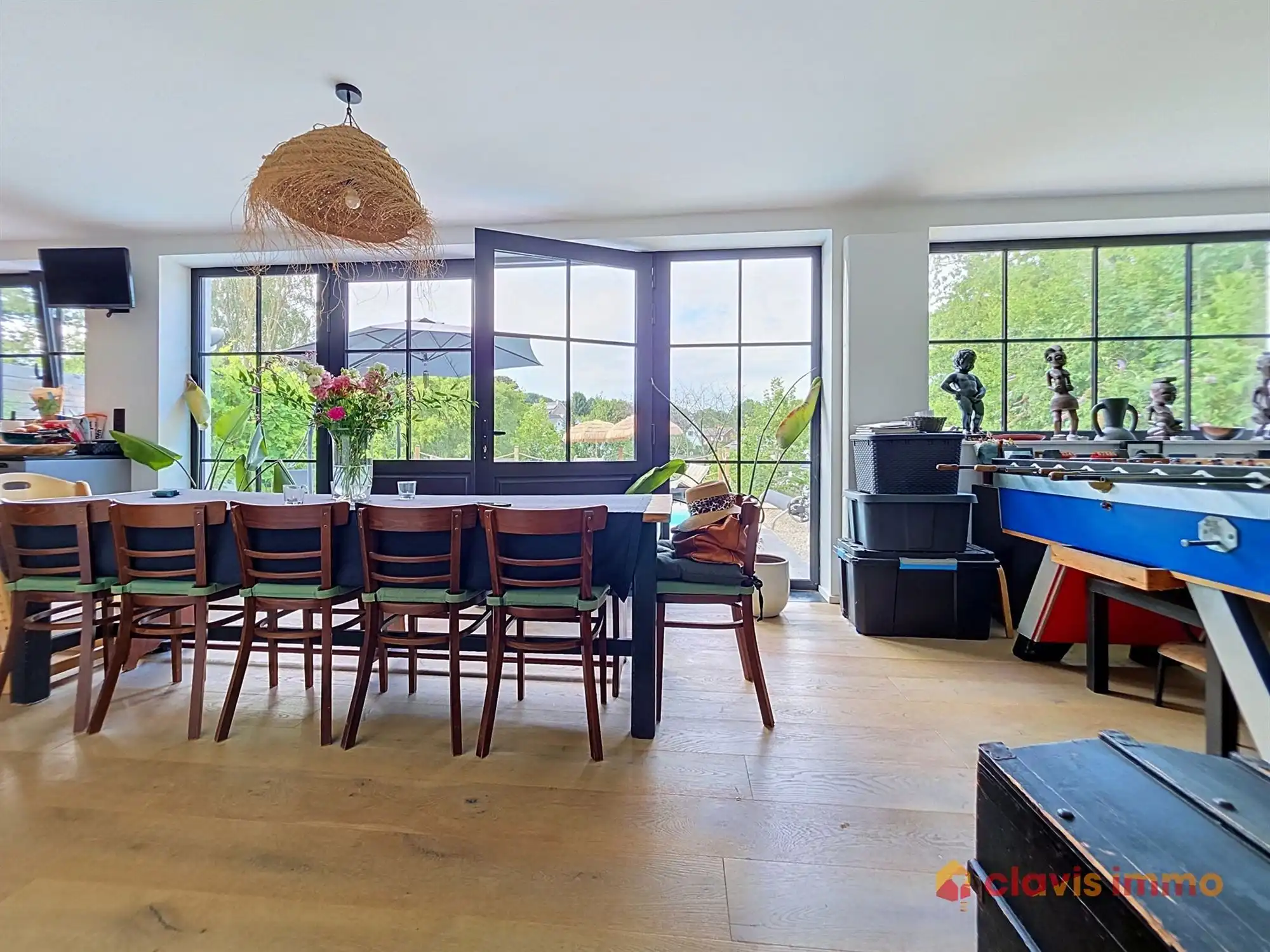 Schitterende woning met fantastische tuin foto 11