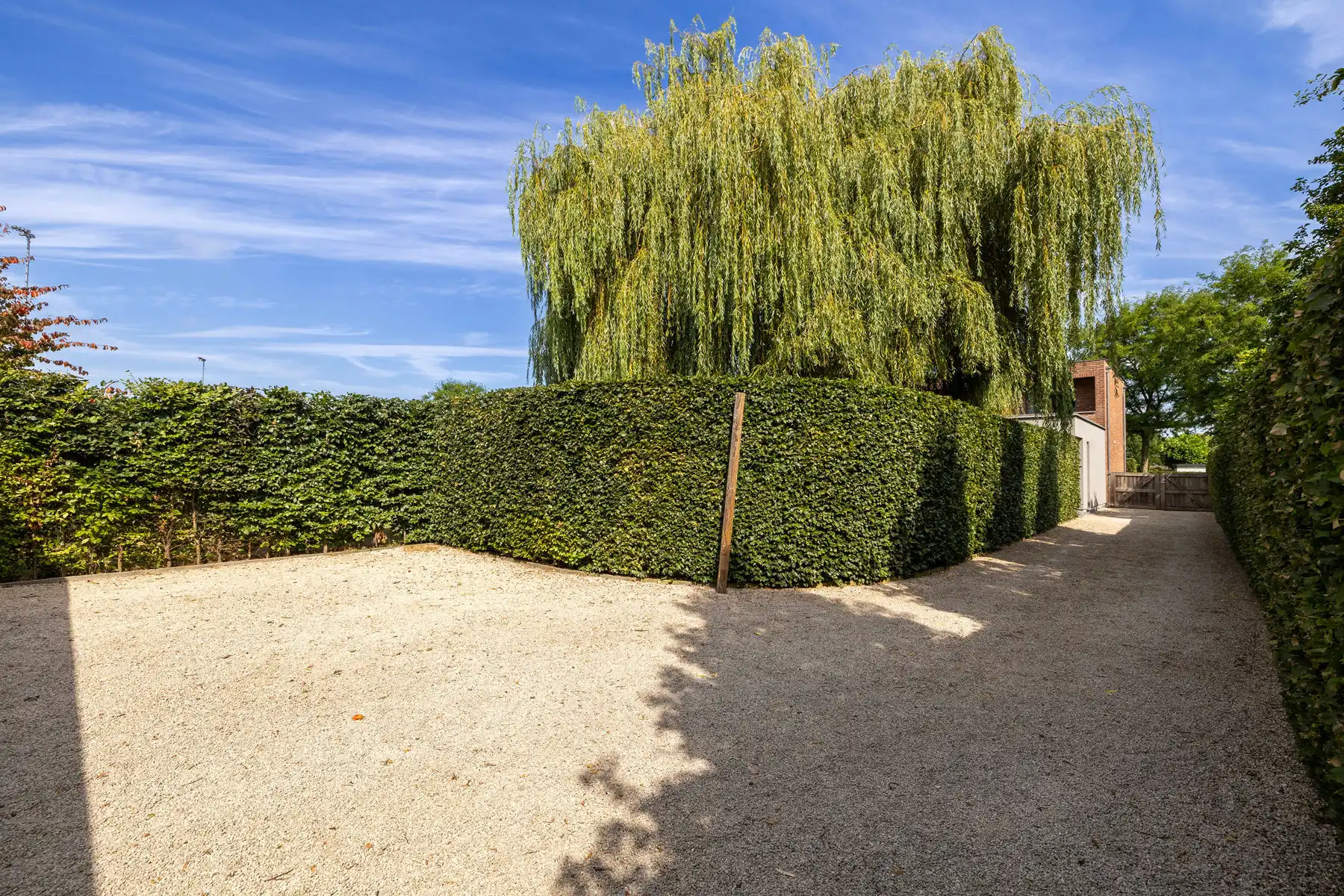Moderne villa met zwembad op 1.282m² foto 41