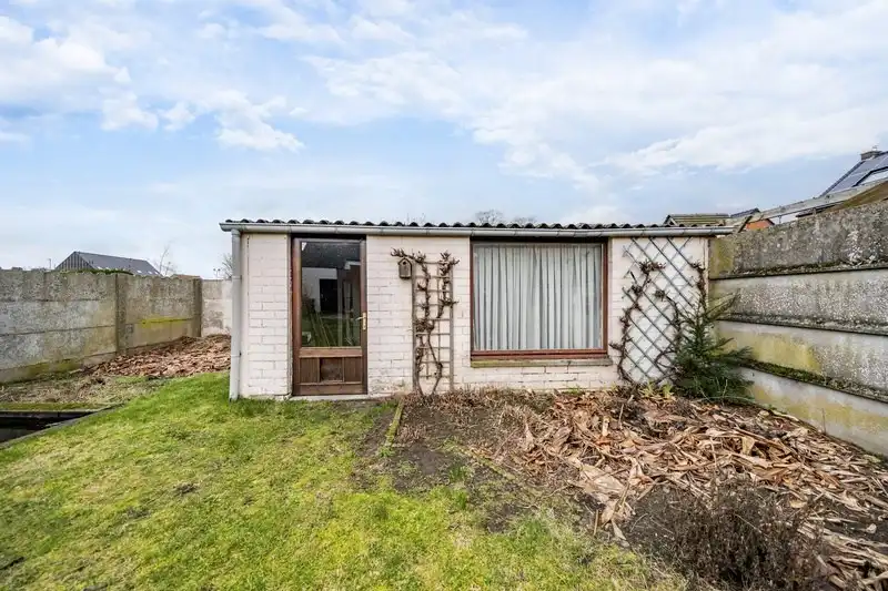 Starters woning met 2 slaapkamers garage en tuin te koop. foto 15