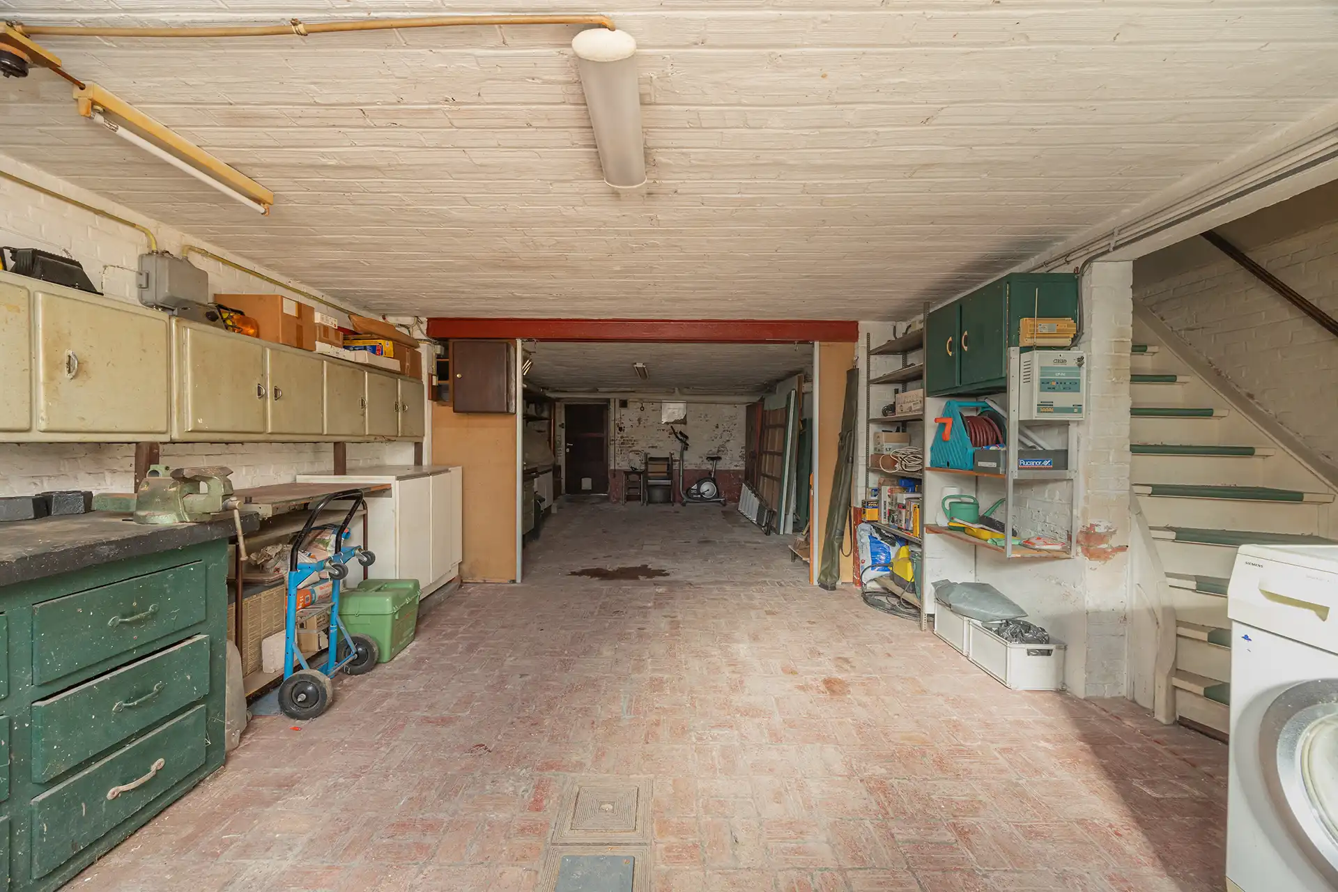 Karaktervolle bel-étage woning met garage en tuin foto 9