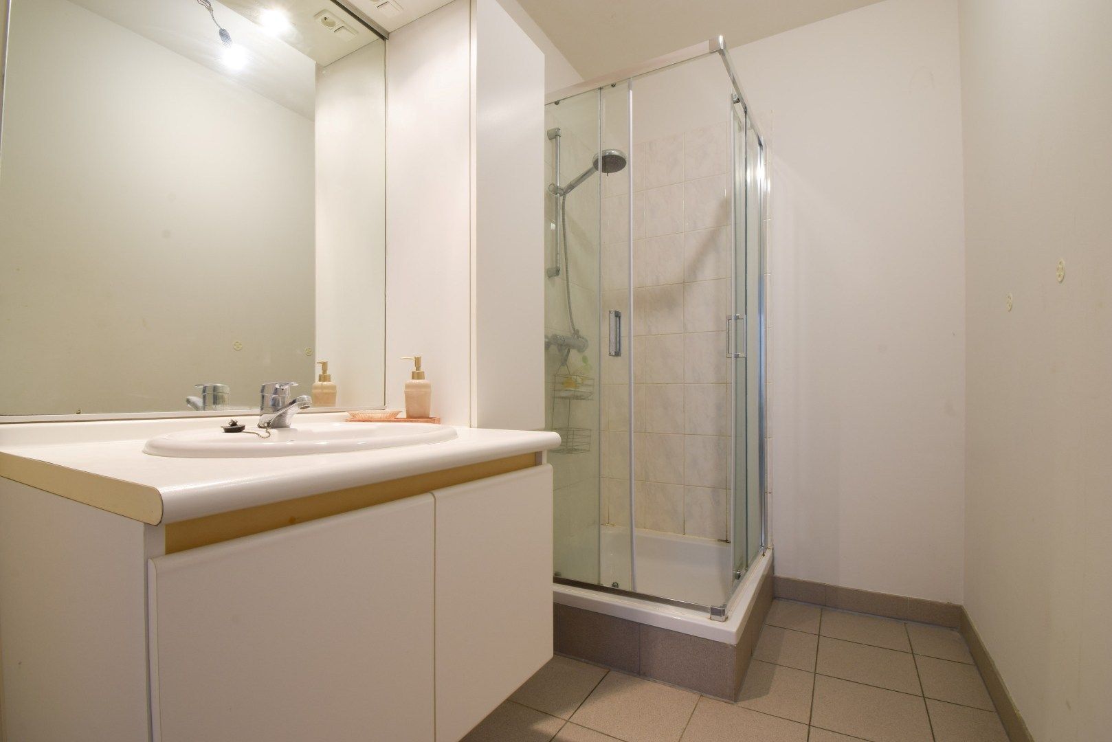 Opbrengsteigendom met veel mogelijkheden foto 16