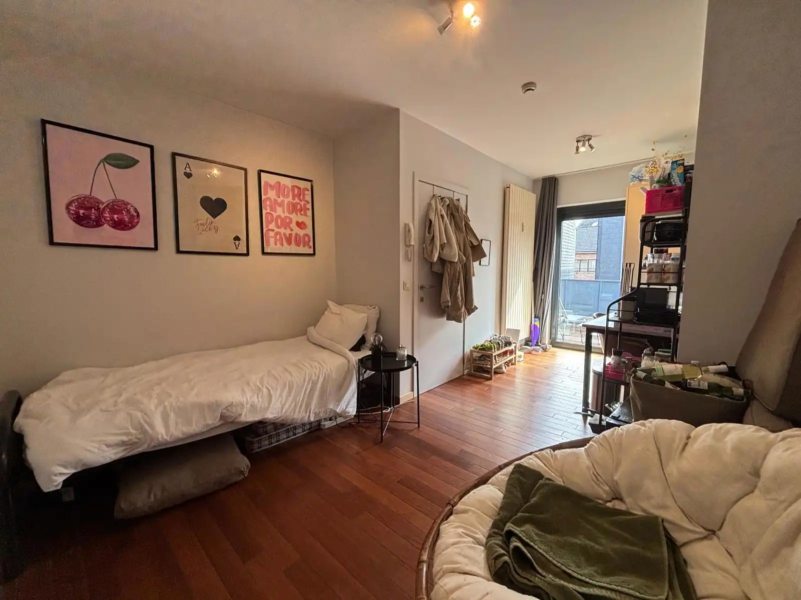 Furnished room Leuven City Center. STUDENTS ONLY foto 2