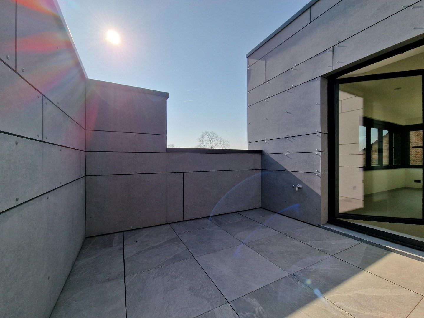 Zeer energiezuinig, lichtrijk en splinternieuw app met 2 slpks. foto 14