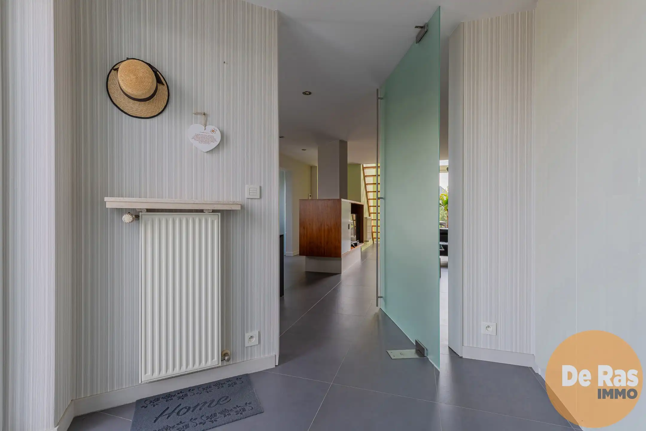 WELLE - Leuke halfopen bebouwing voorzien van alle comfort foto 8