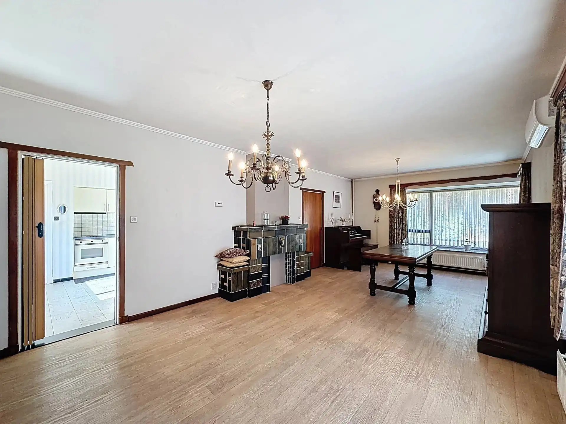 Te renoveren woning op een ruim perceel van 1350 m². foto 9