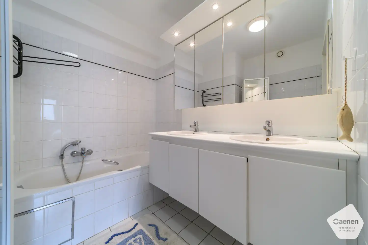 Instapklaar penthouse met ruim zonneterras en lateraal zeezicht foto 12