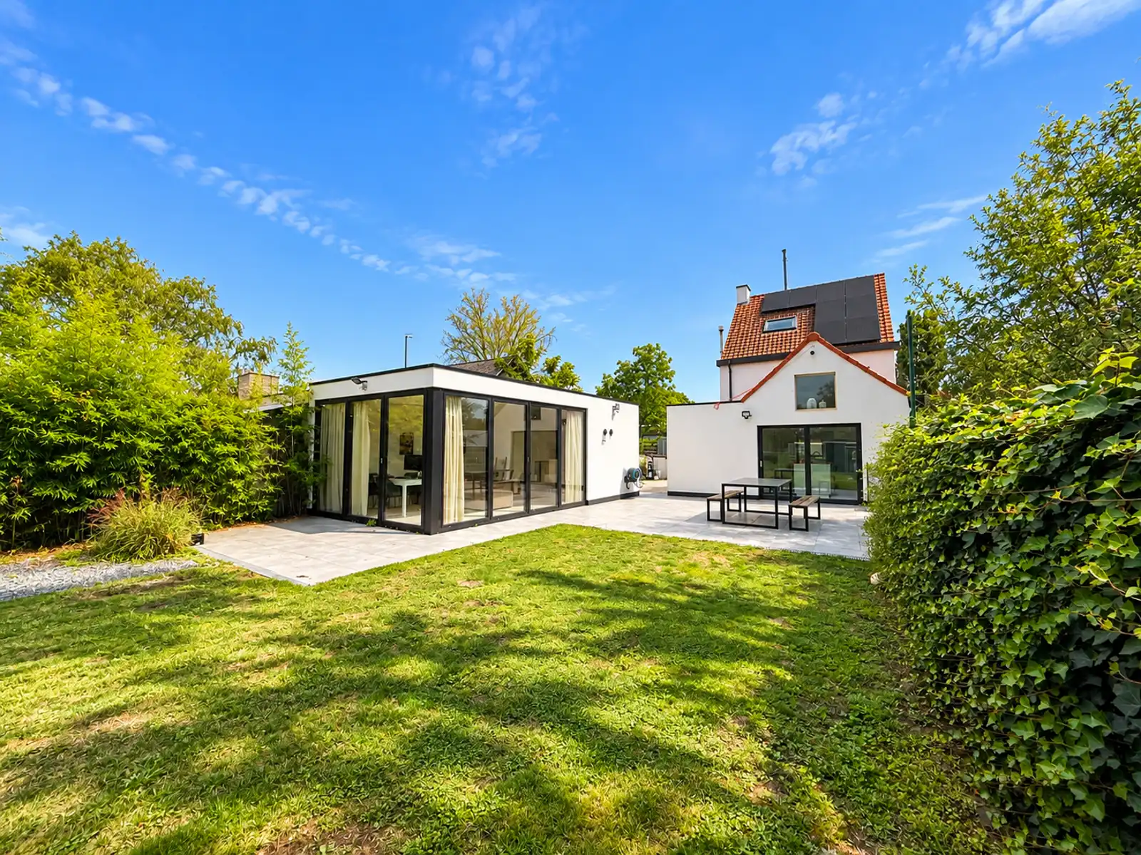 Ruime woning met bijgebouw en uitzicht op het Drongengoed foto 32