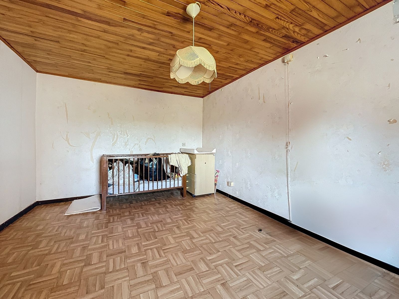 Authentieke hoeve met 8 kamers en tuin - deels gerenoveerd. foto 16