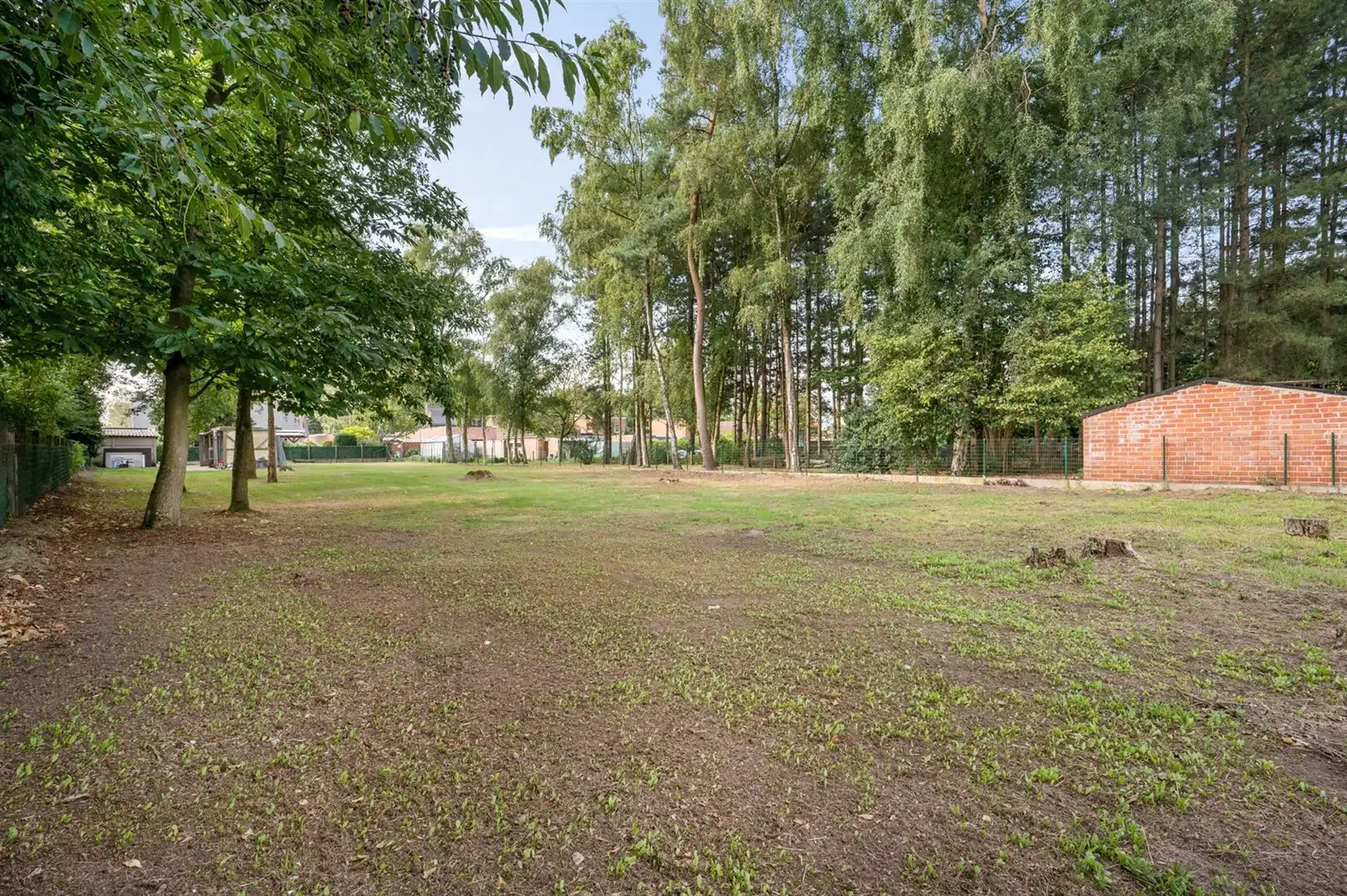 Laagbouwwoning met 3 slaapkamers op ca. 2.252m2 foto 7