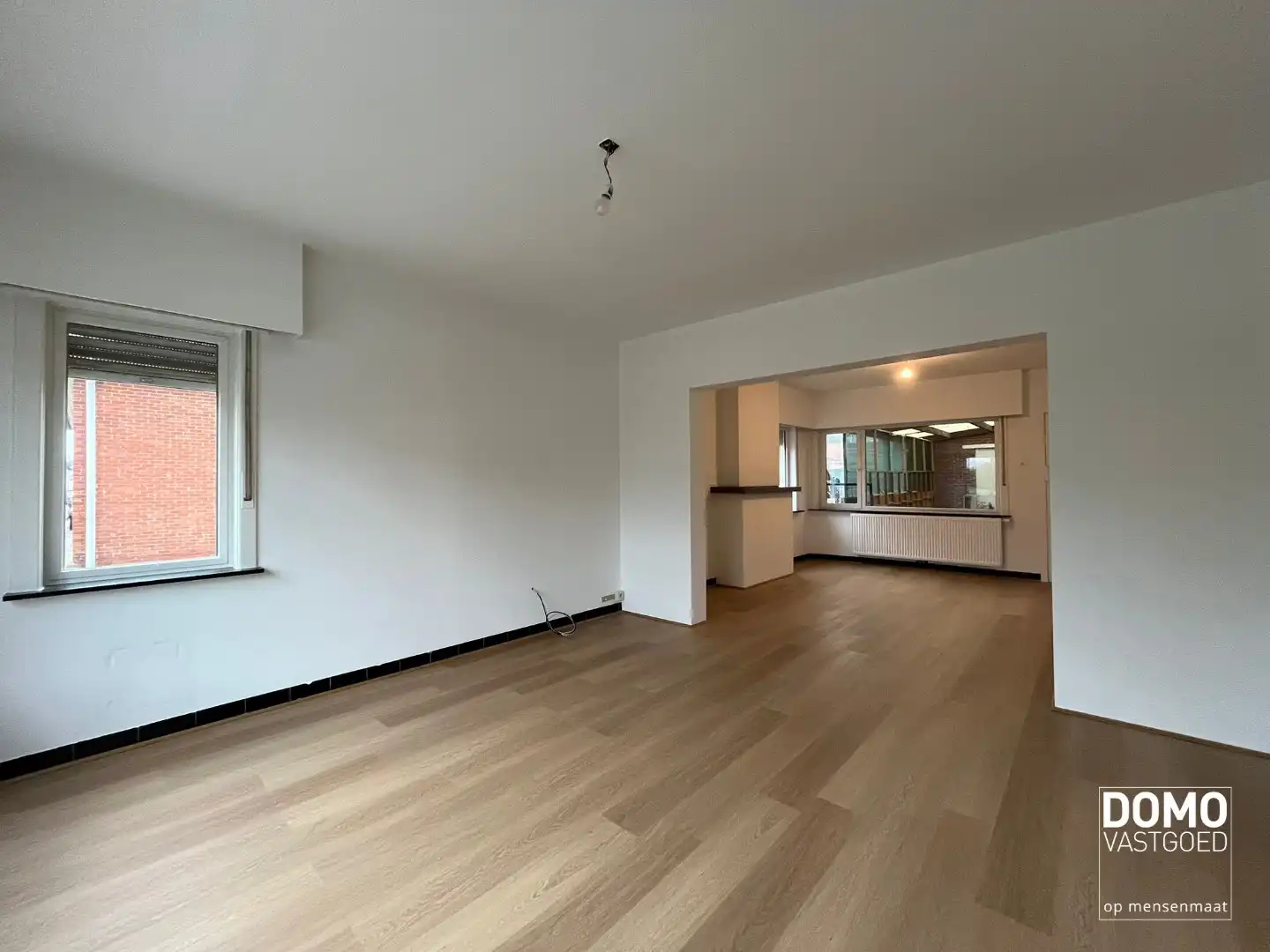 RUIME HALFOPEN WONING MET 3 SLAAPKAMERS IN LUMMEN  foto 3