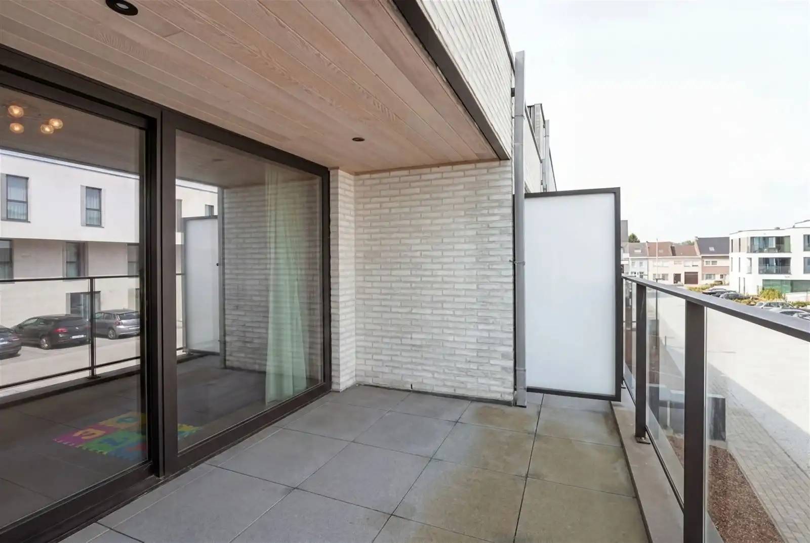 Recent appartement, rustig gelegen, doch op 200m van centrum foto 8