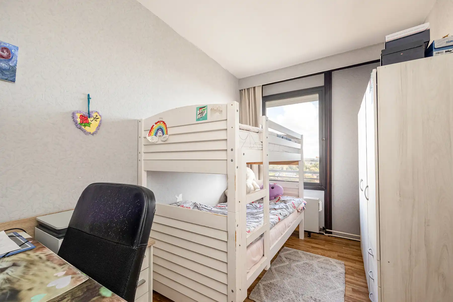 Ruim 3-slaapkamerappartement met panoramisch uitzicht foto 9