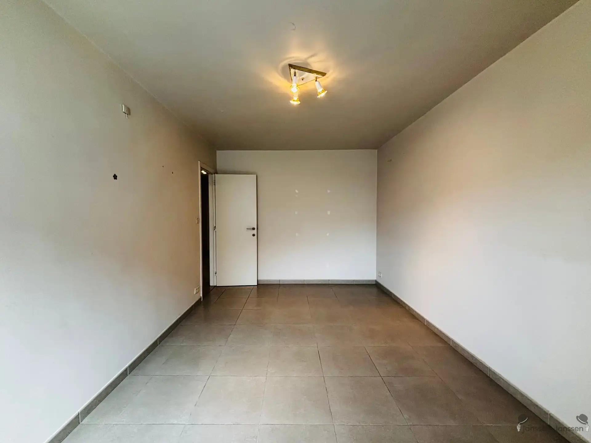 Appartement met 2 slaapkamers en garage foto 8