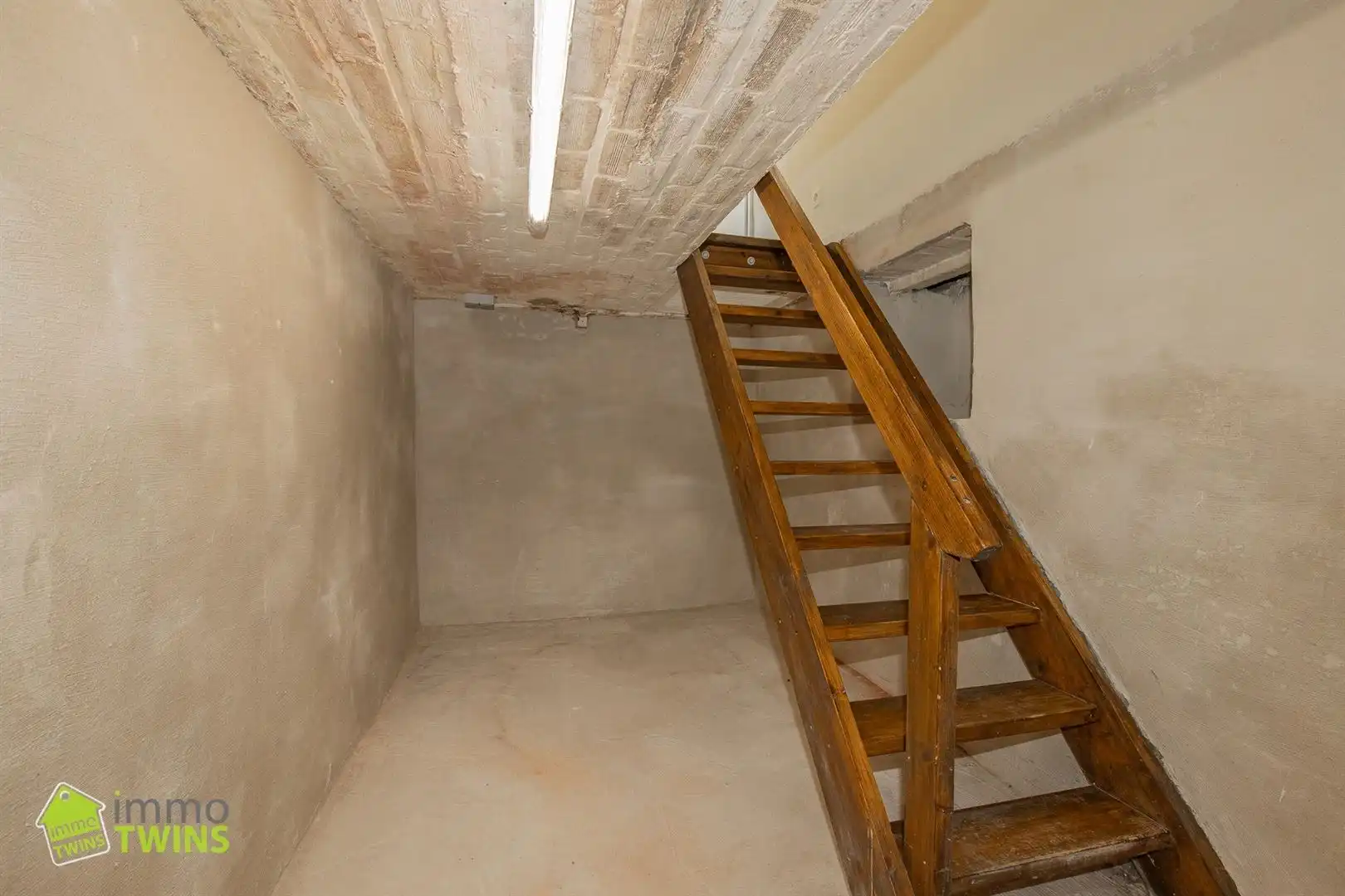 Te koop Instapklare ruime woning met achterliggende weide in Zele foto 10