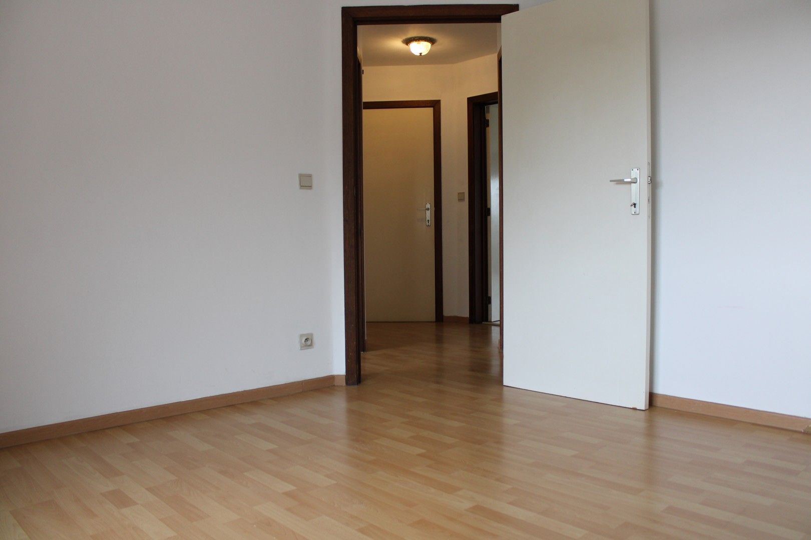 2-slaapkamerappartement te huur in centrum Houthalen! foto 9