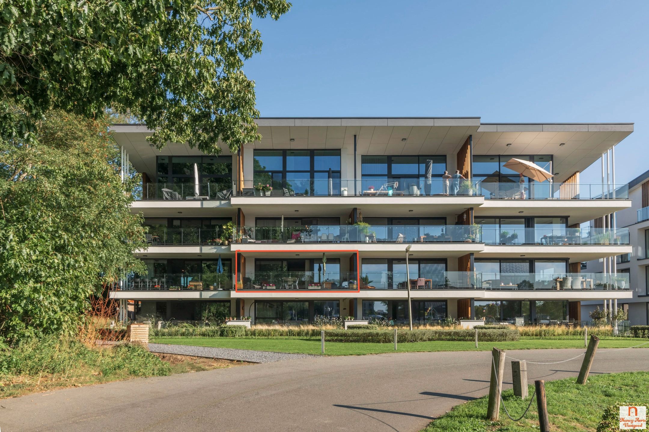 Exclusief wonen aan het water - inclusief 2 autostaanplaatsen foto 27