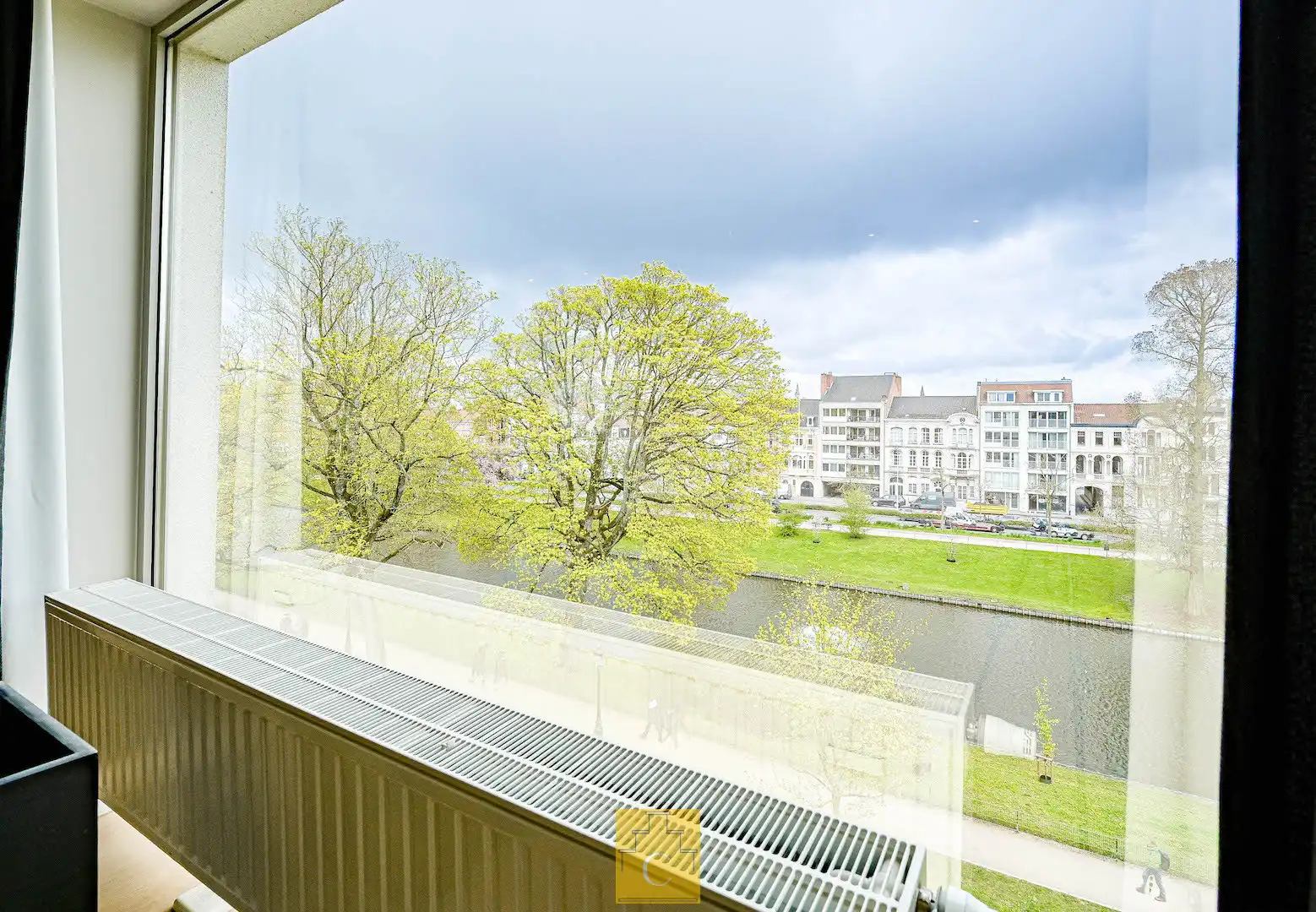 knappe penthouse met zicht op 't Stil Ende en het Graaf Visartpark foto 11