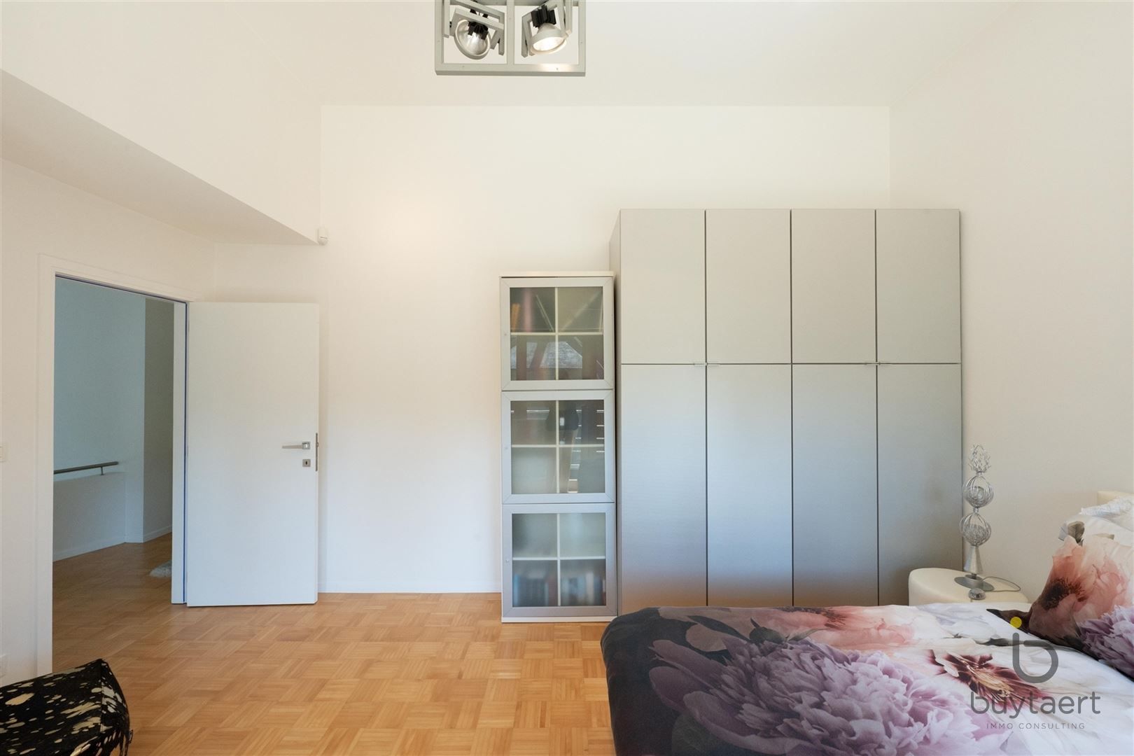 Wonen én werken in luxe familiewoning in begeerde Vriesdonkwijk foto 50