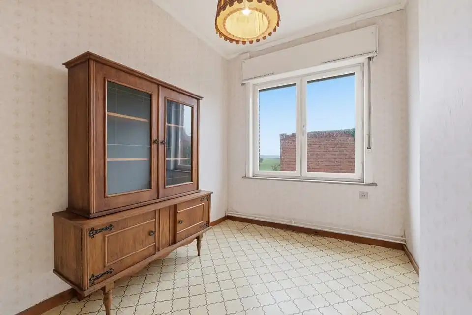 OP TE FRISSEN GEZINSWONING MET GARAGE OP EEN RUIM PERCEEL VAN 10A IN GINGELOM foto 24