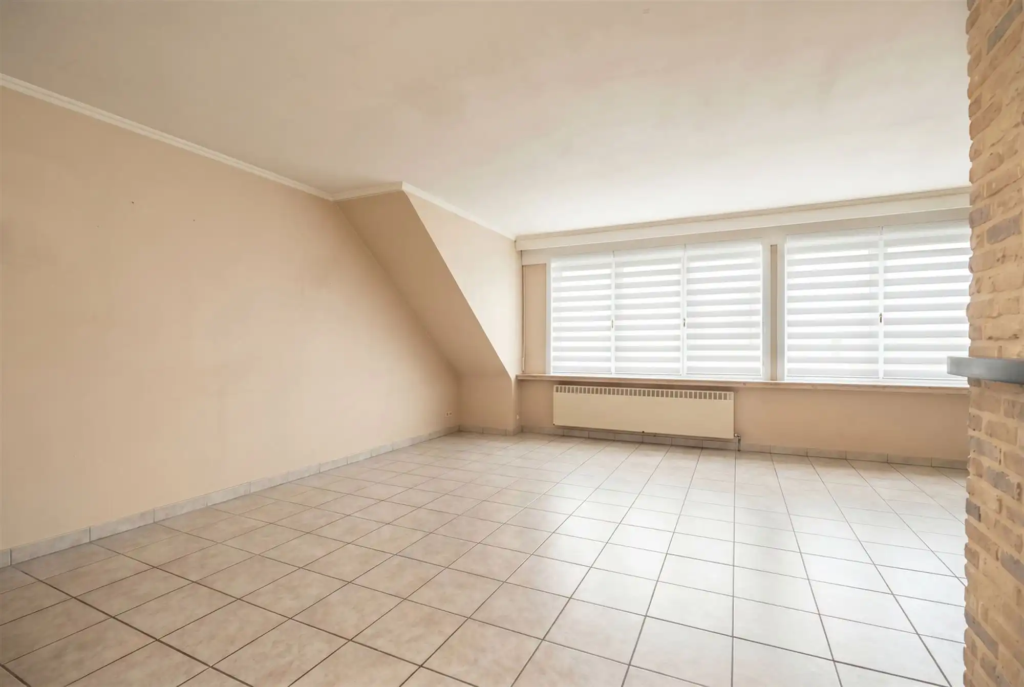 Instapklaar appartement met terras en garage foto 2