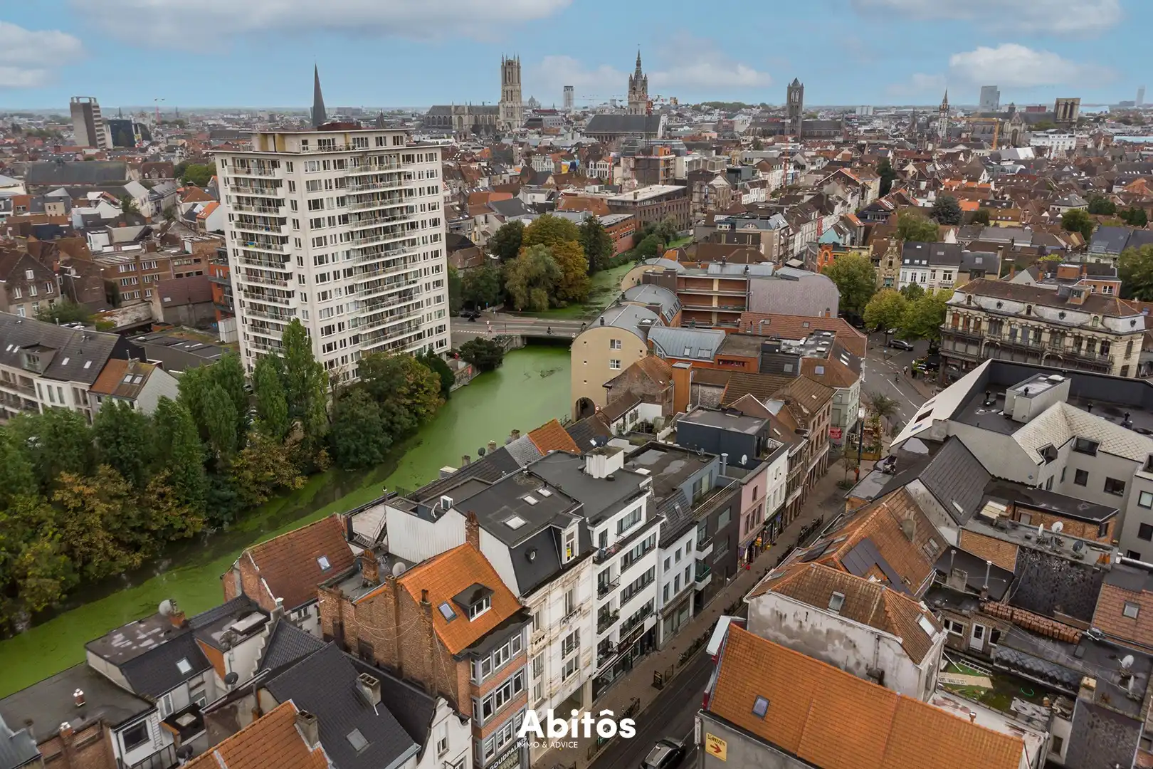 Luxueus gemeubeld penthouse met zicht op de Leie en de Gentse torens foto 4