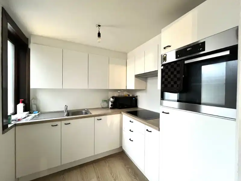 Vernieuwde woning met 2 slaapkamers foto 5