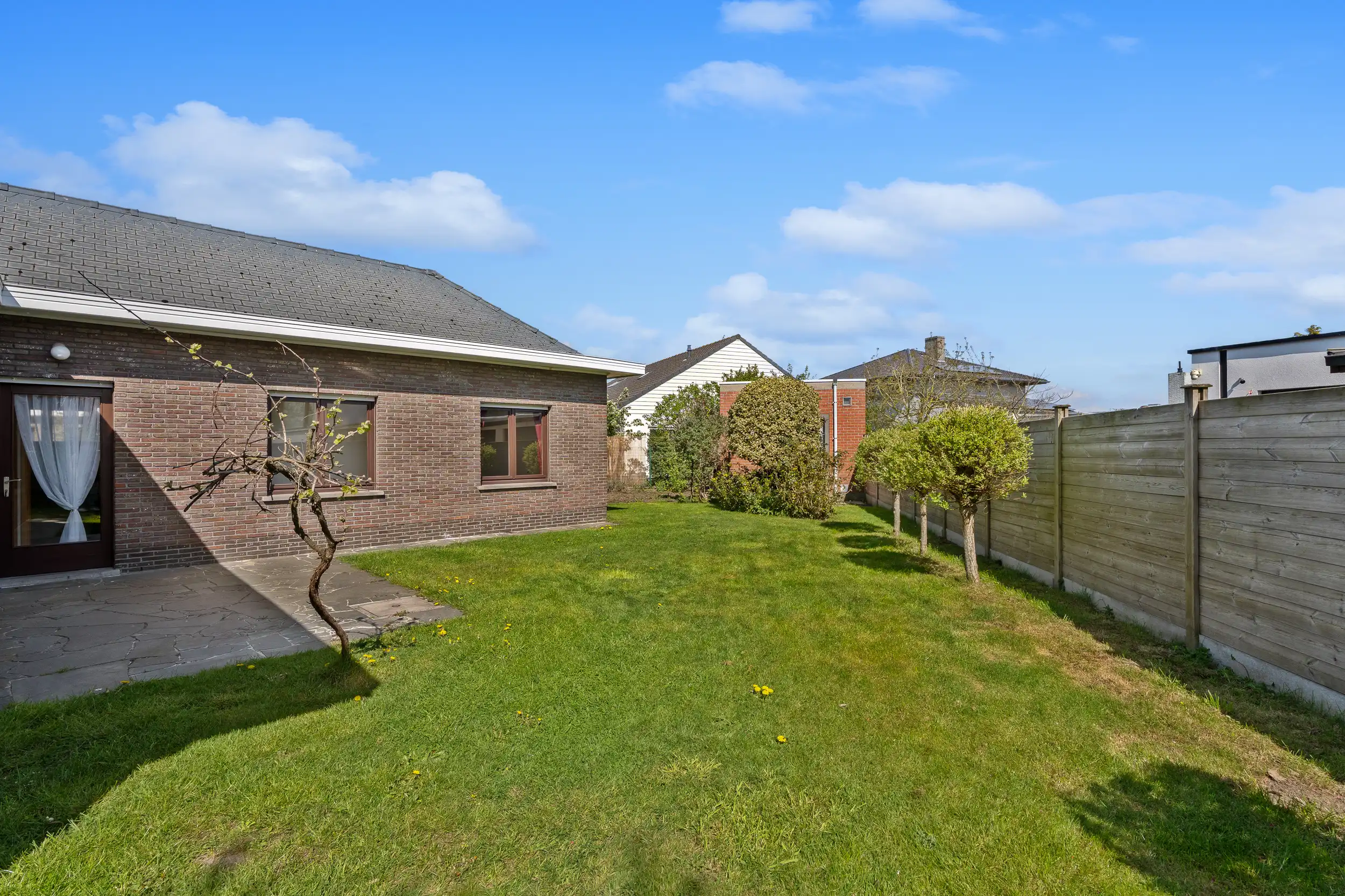 Vrijstaande bungalow met zolderpotentieel op toplocatie. foto 5