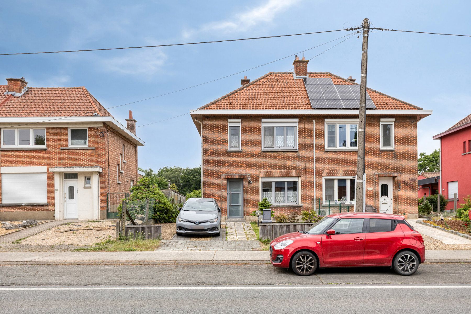 Hoofdfoto van de publicatie: Driegevelwoning met grote tuin nabij centrum Halle