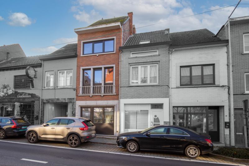 Hoofdfoto van de publicatie: Te renoveren woning met tuin in hartje Scherpenheuvel
