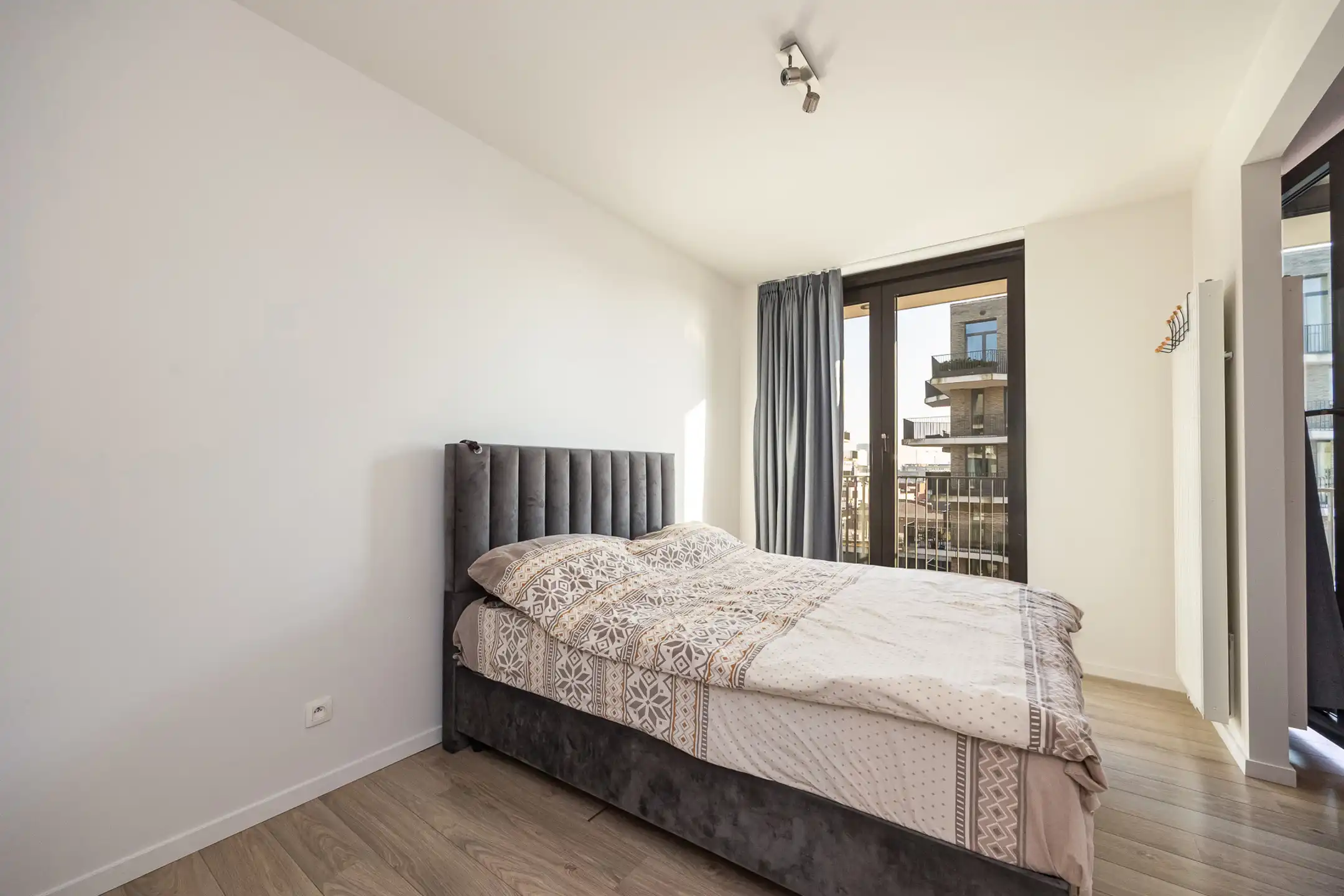 ANTWERPEN -EILANDJE - Licht en modern appartement met zonnig terras  foto 7