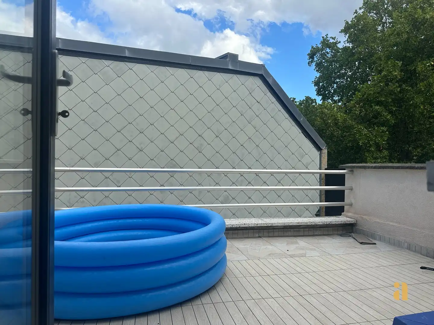 Woning met praktijkruimte of plek voor 2 gezinnen foto 22