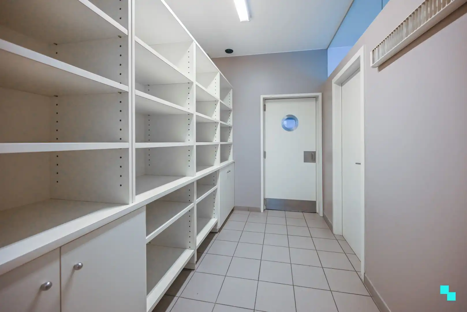 Commerciële ruimte op perfecte locatie foto 22