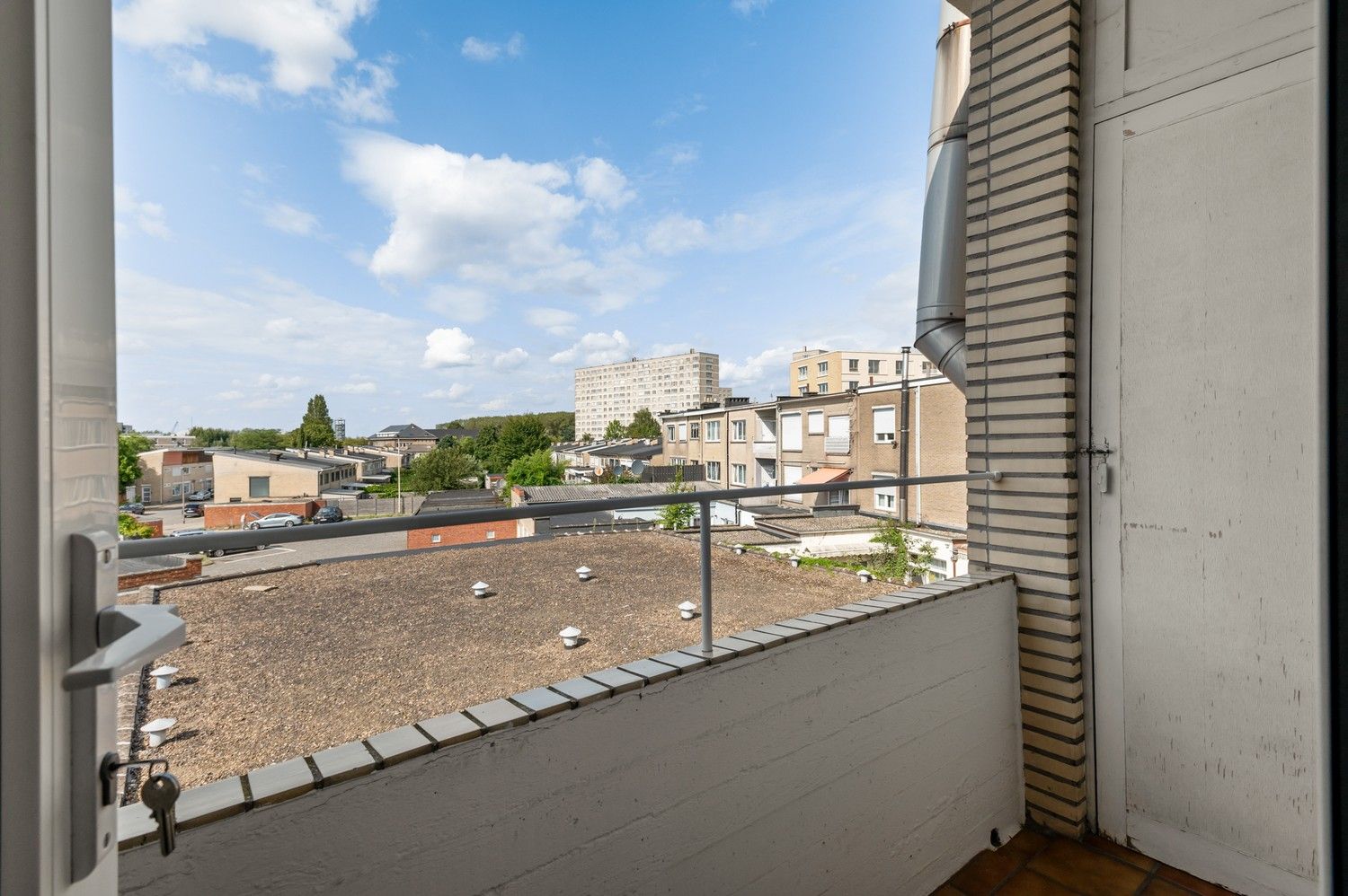 Ruim drie slaapkamer appartement met twee terrassen en open zicht foto 7