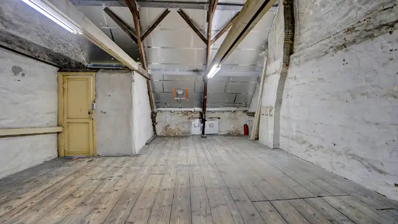 Ruime herenwoning van 270m² op 1 are 79 ca met stadstuintje en met mogelijkheid praktijkruimte foto 23