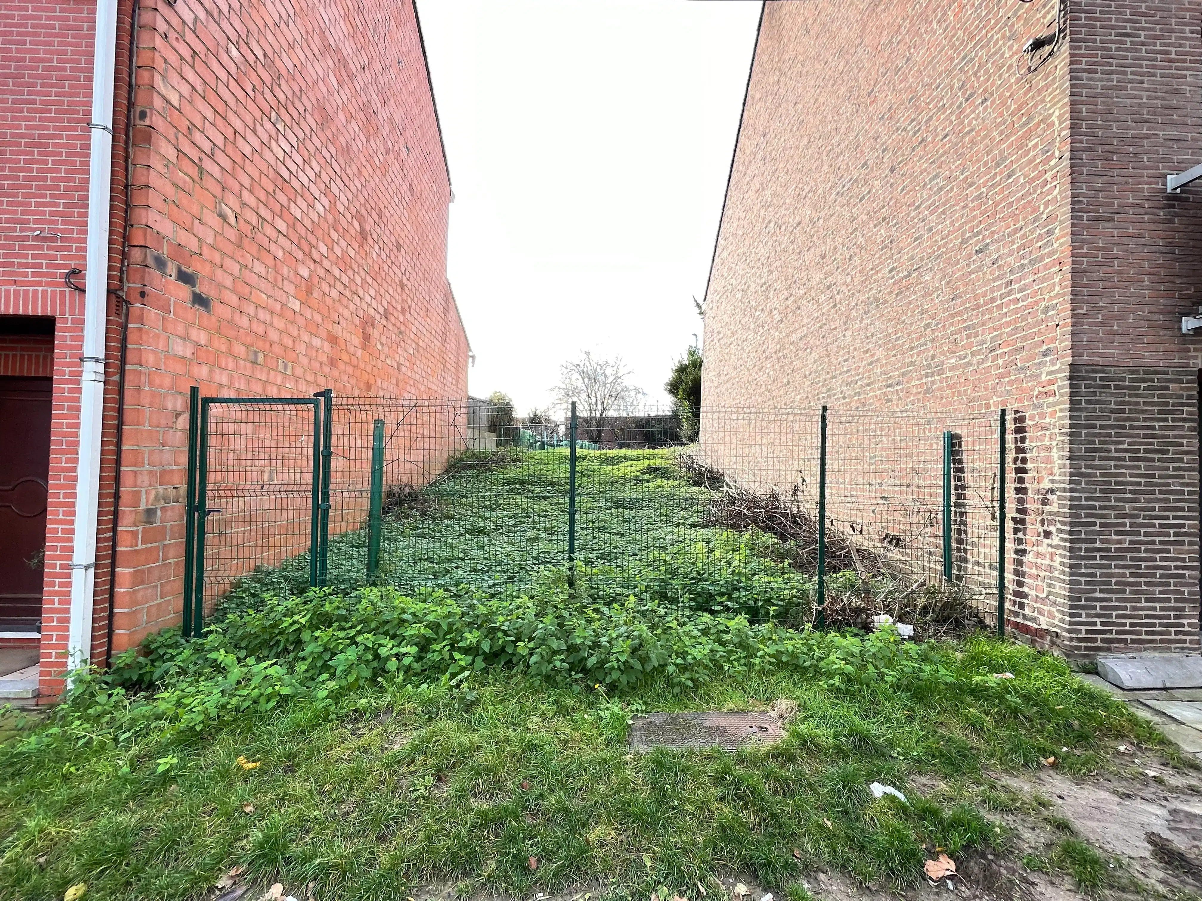 Bouwgrond 2 gevel woning met tuin foto 5