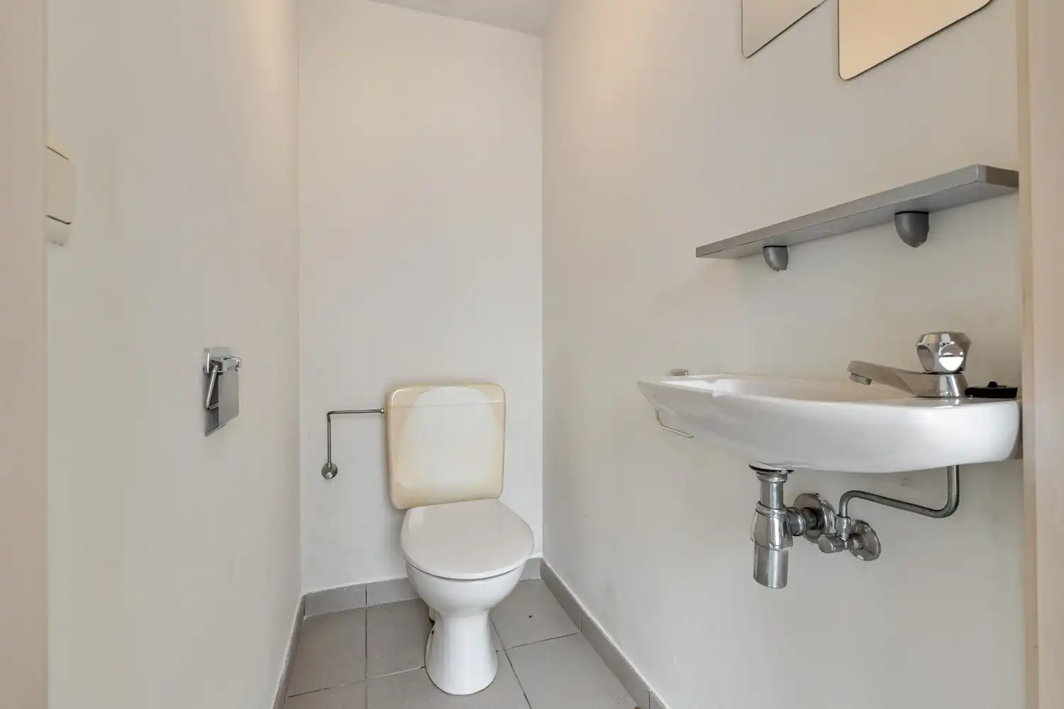 Gunstig gelegen opbrengsteigendom bestaande uit 2 studio's foto 8