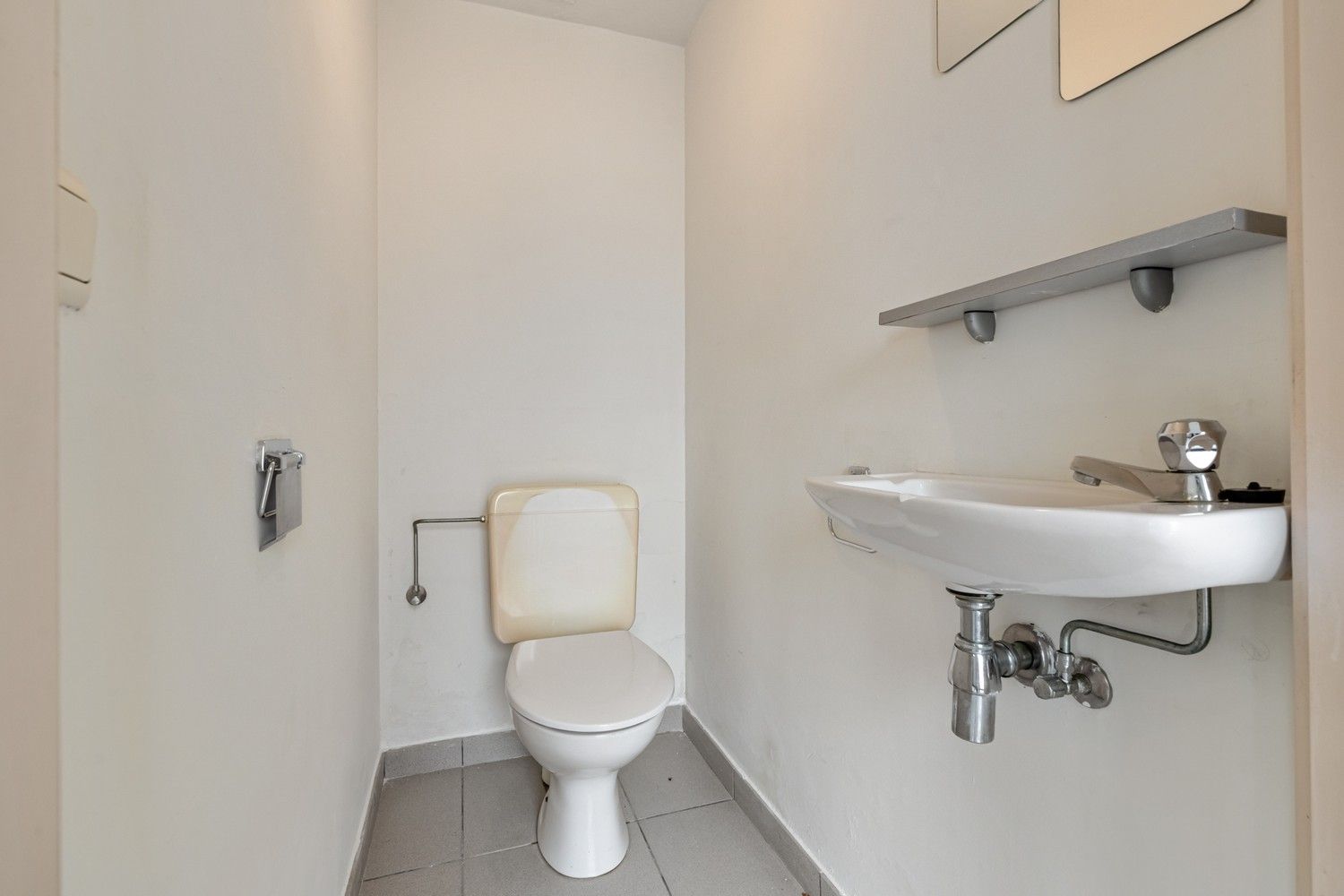 Gunstig gelegen opbrengsteigendom bestaande uit 2 studio's foto 8