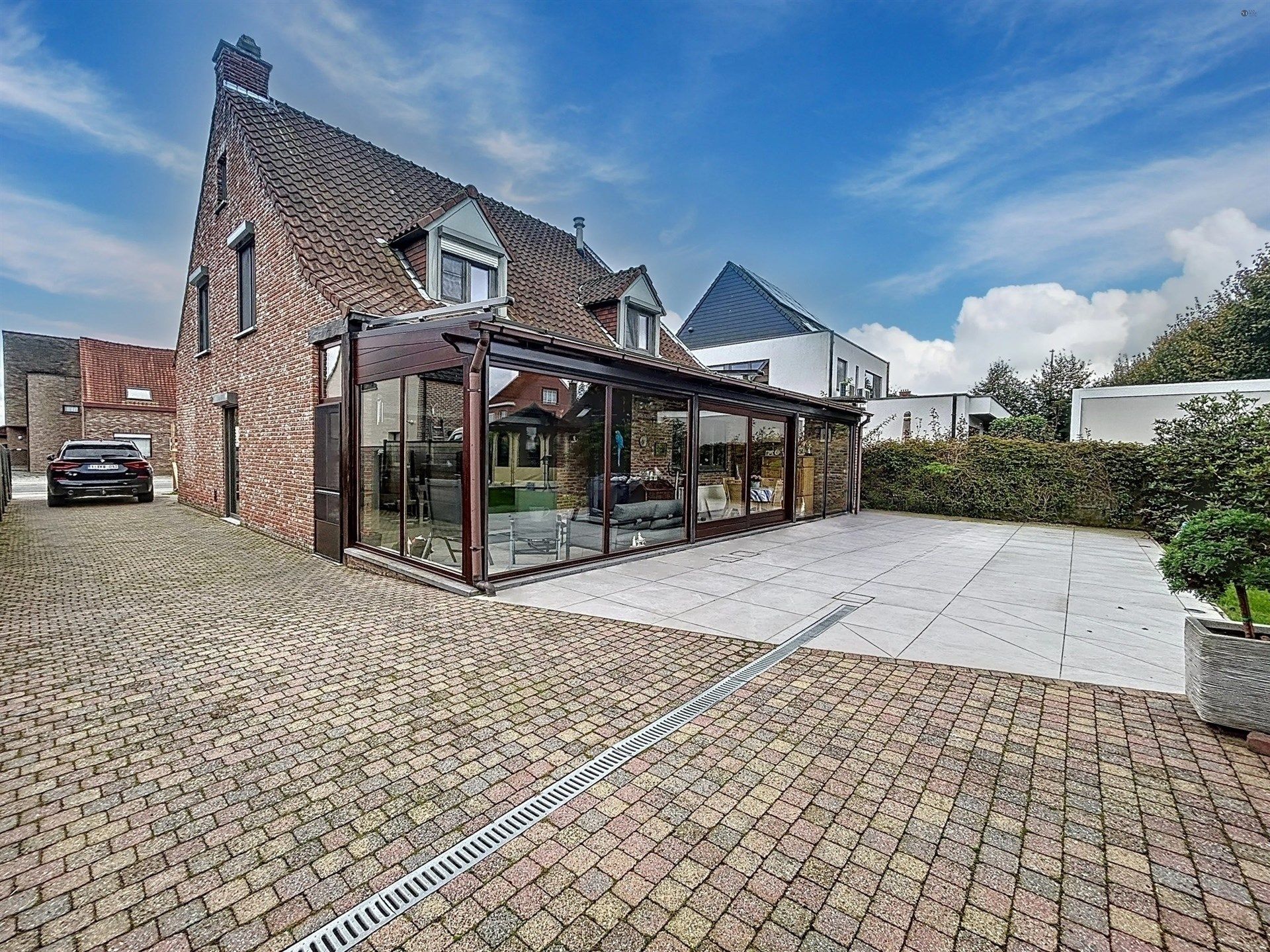 Villa met dubbele garage/ werkplaats op prachtig  perceel van 702m² foto 20