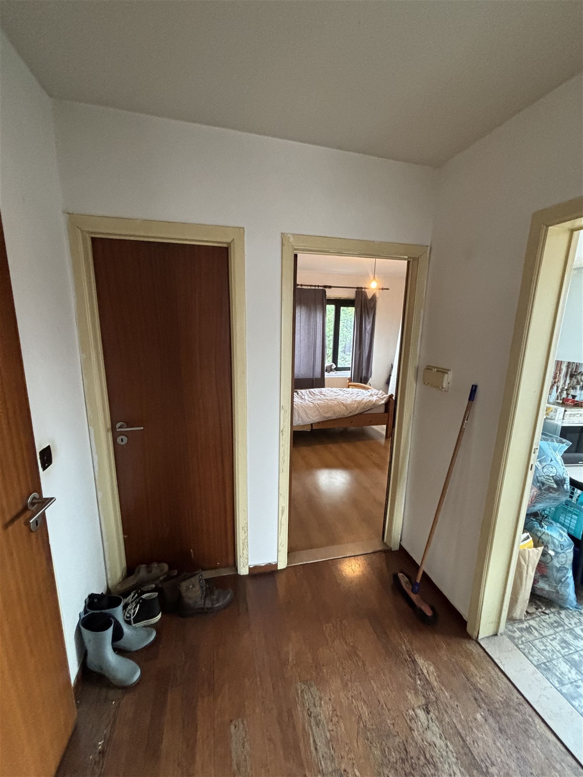 Te renoveren 3-slaapkamerappartement in Deurne  foto 3