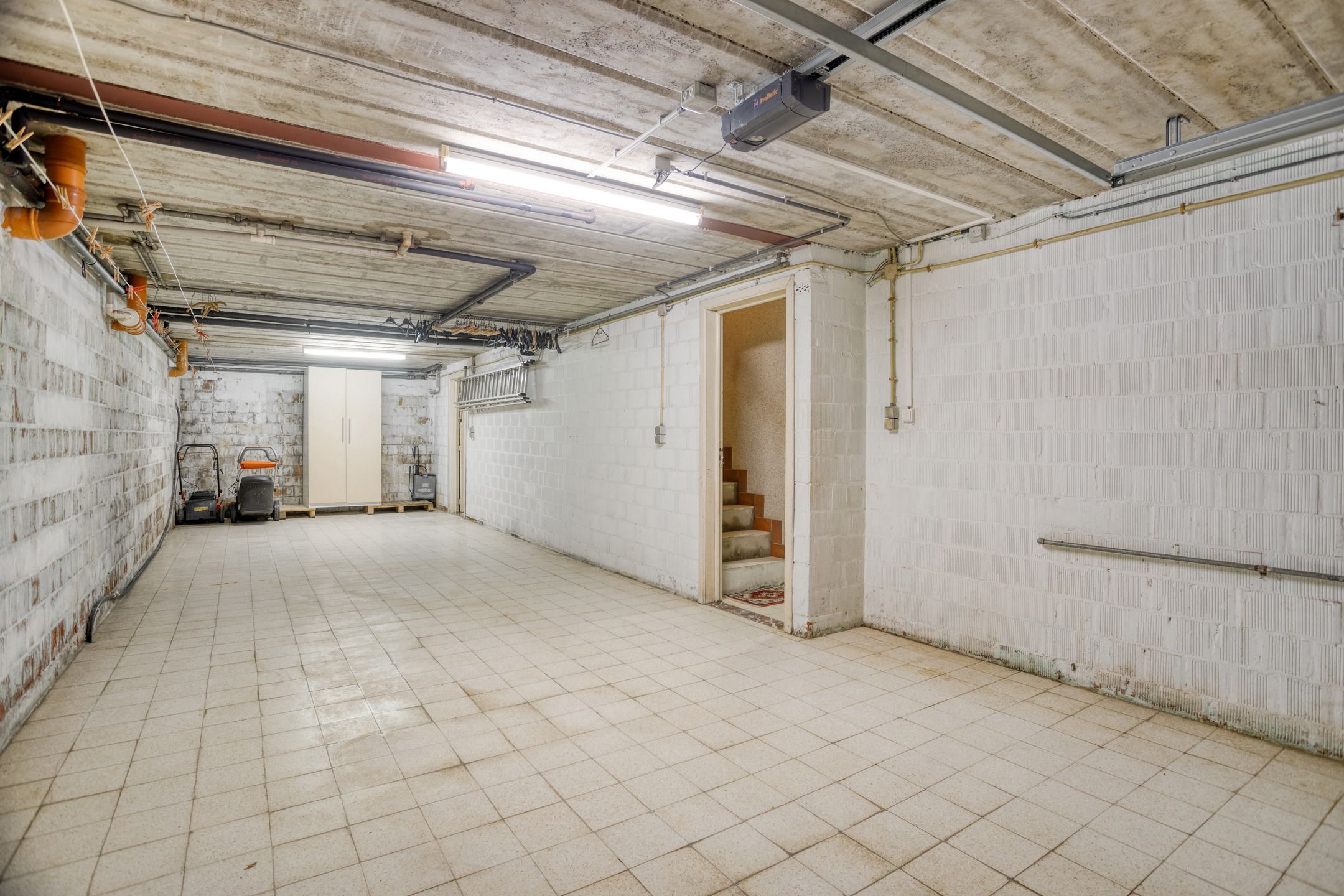 Statige woning met prachtig vergezicht foto 17