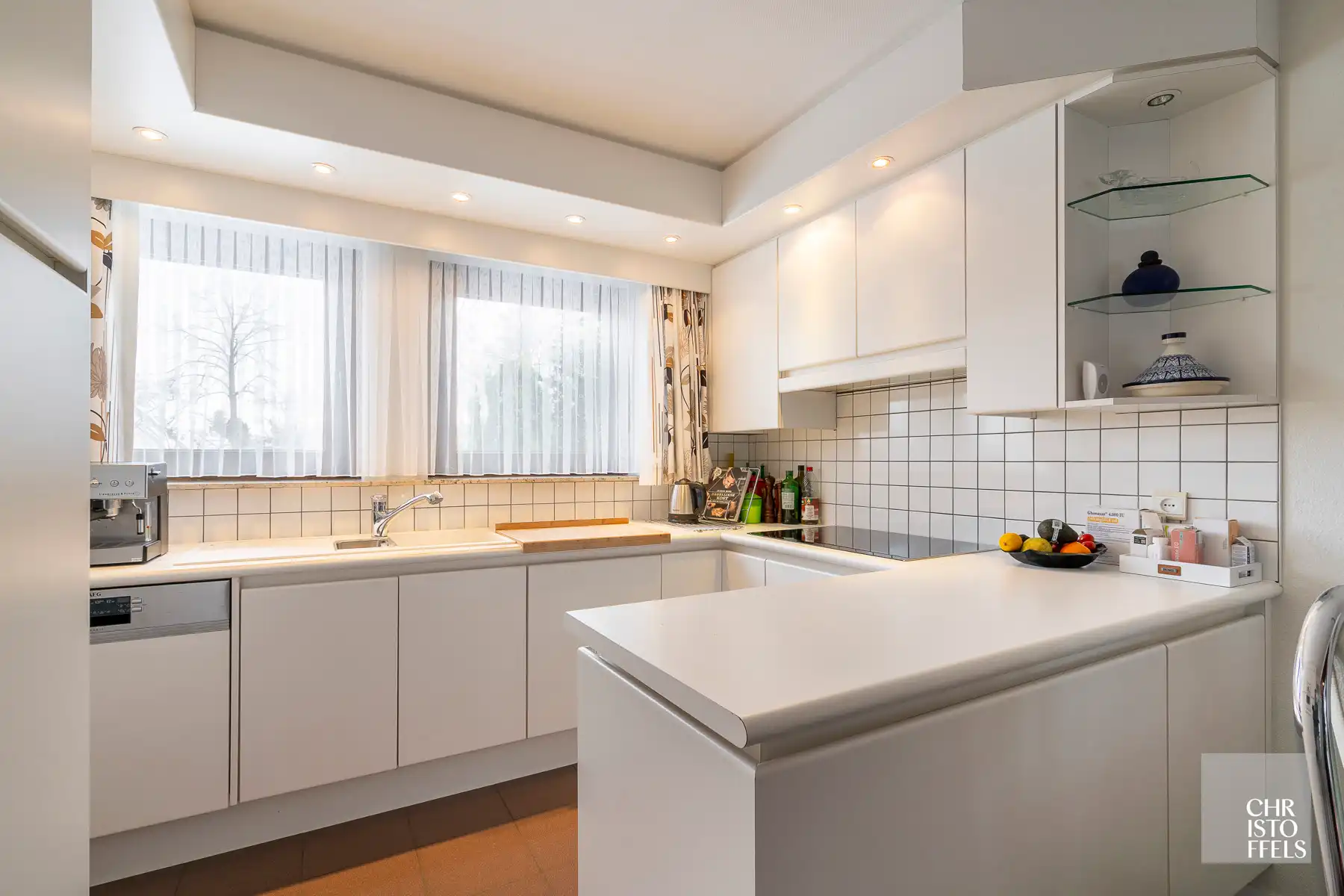 Instapklare woning (195m²) met 4 slaapkamers te Lanaken! foto 10