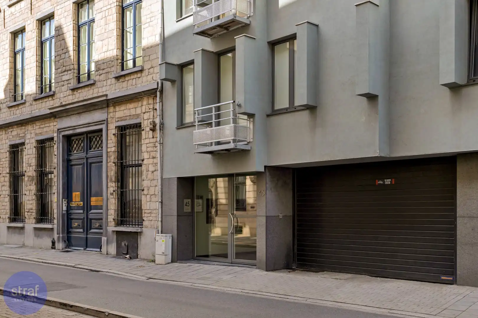 TE HUUR gemeubeld appartement in centrum Antwerpen met garage foto 13