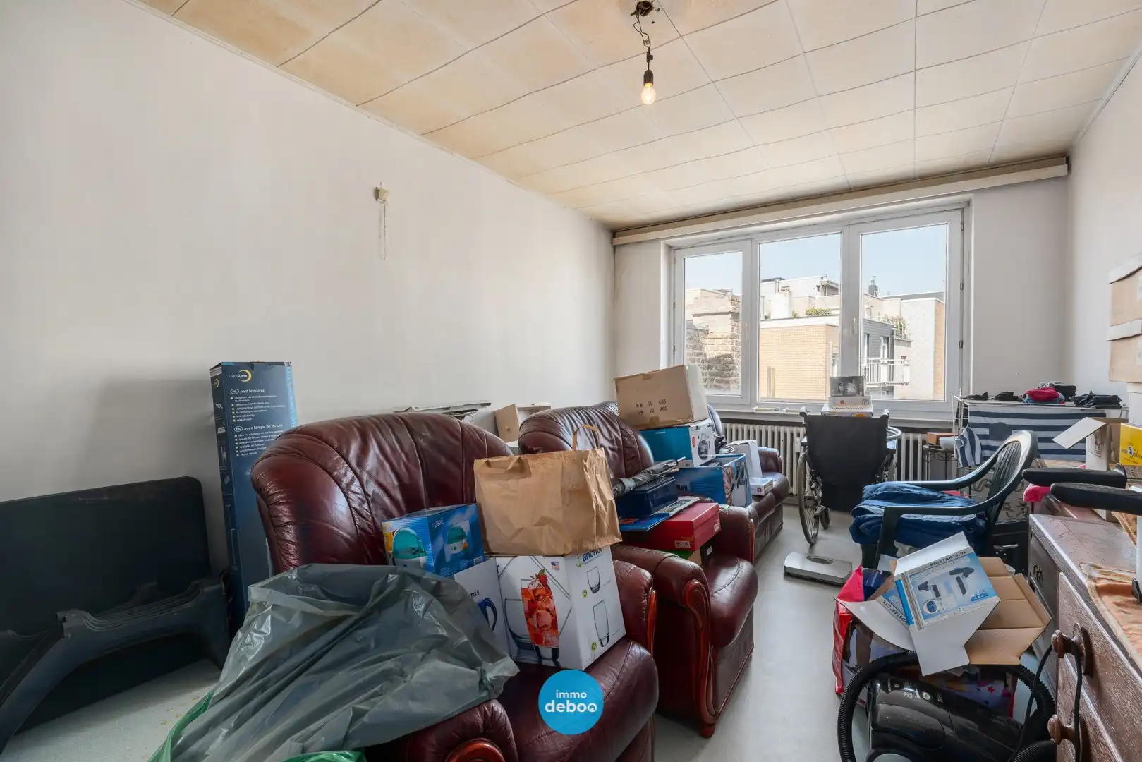 Op te frissen appartement met terras op de 7de verdieping foto 10